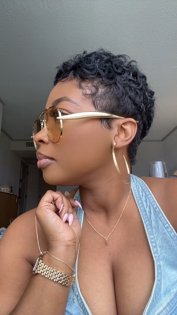 Affordable oversized aviator sunglasses !

#LTKOver40 #LTKgrwm