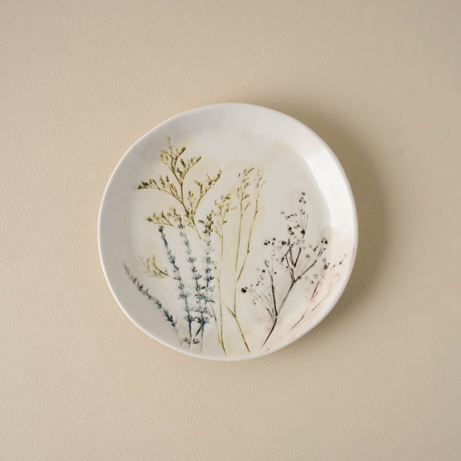 Pressed Floral Plate | Magnolia