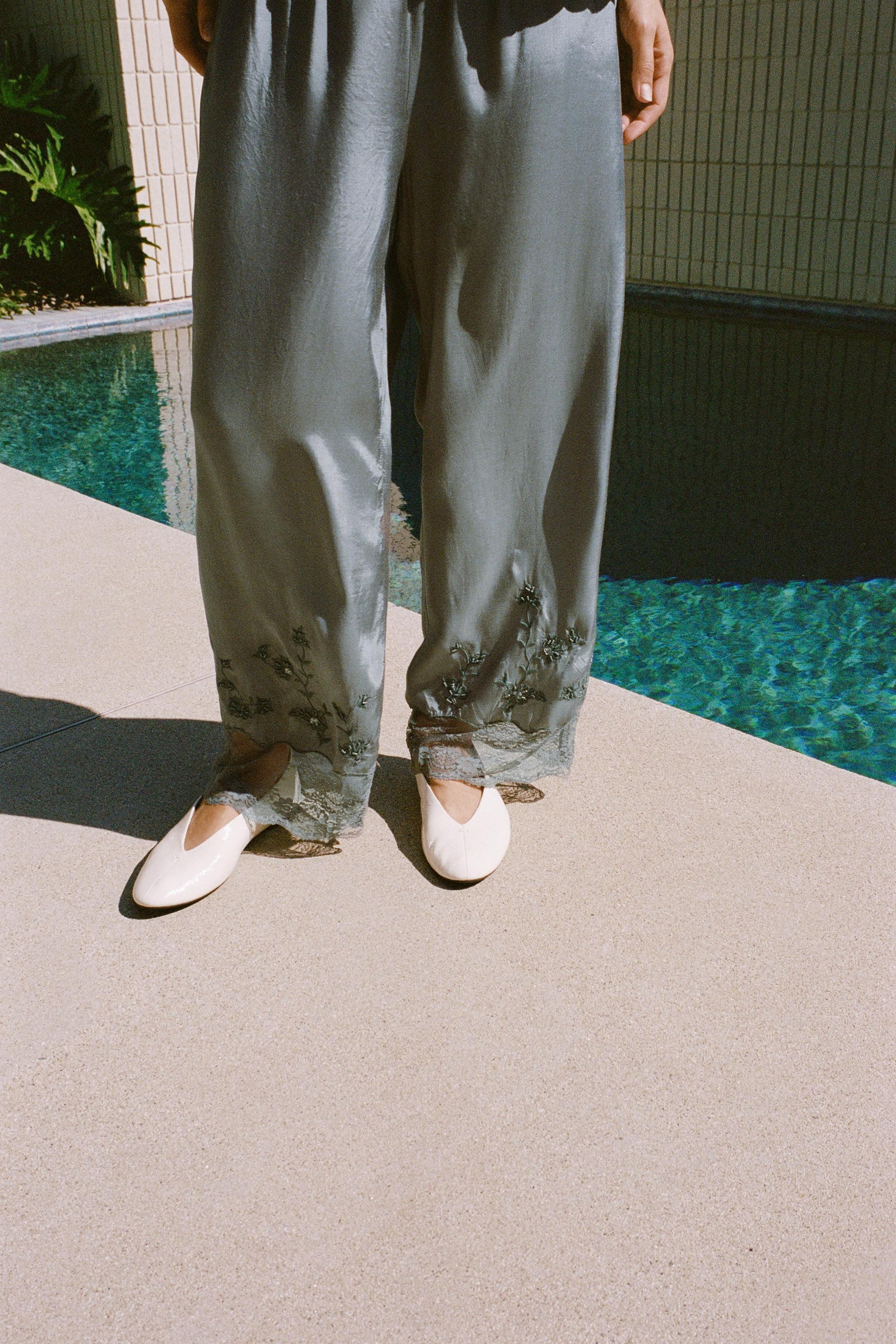 PYJAMA-STYLE TROUSERS WITH LACE EMBROIDERY | Zara UK
