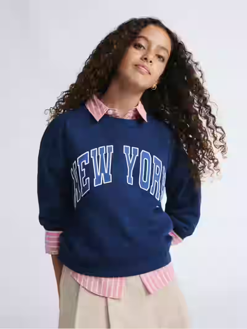 Weekend Academy Girls Long Sleeve Graphic Crewneck Sweatshirt, Sizes 4-18 | Walmart (US)