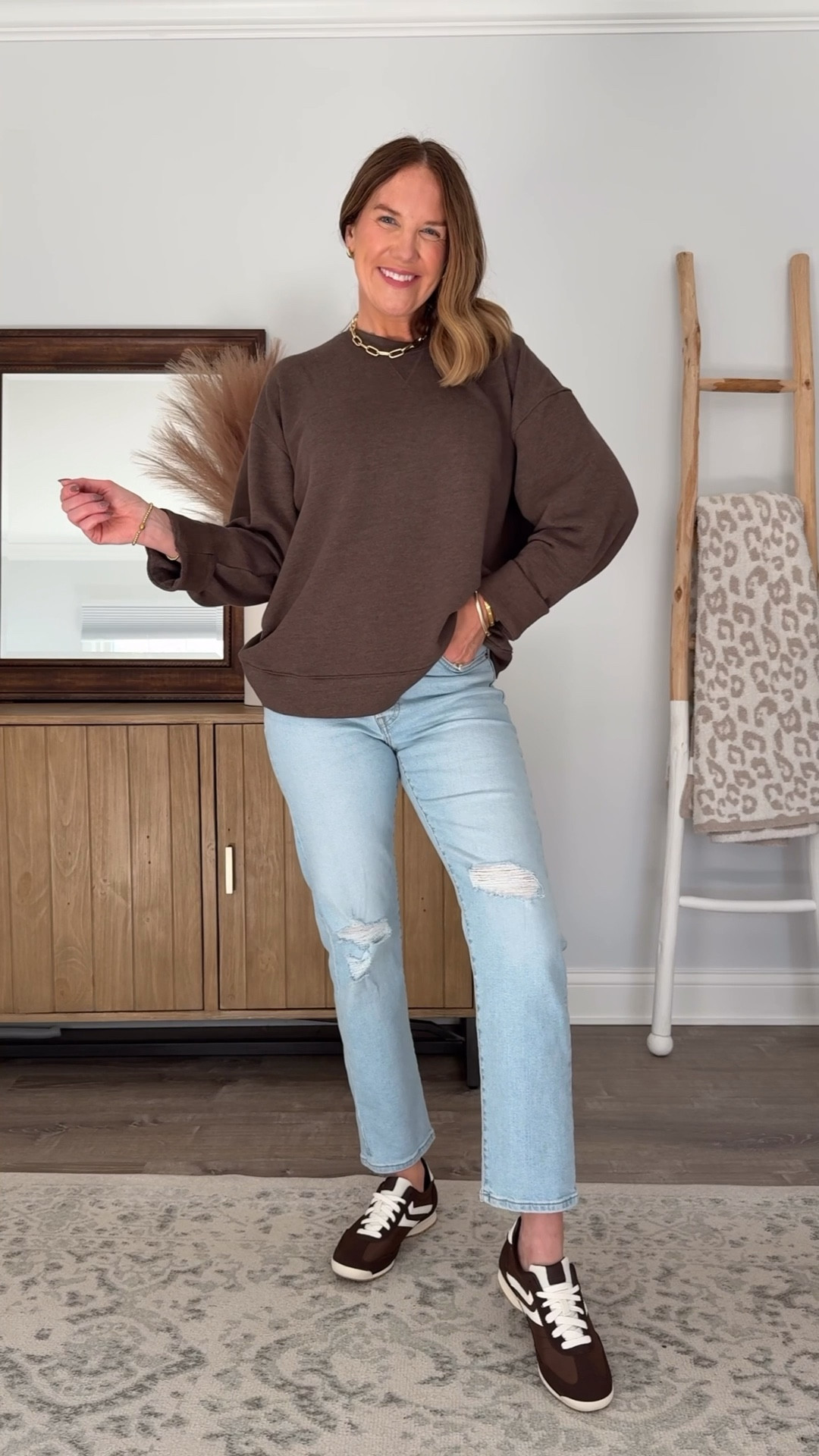 $13 crew neck sweatshirt and Levi’s! I’m in an XL in the sweatshirt and a 28 in the straight leg jeans.

#LTKSaleAlert #LTKSeasonal #LTKOver40