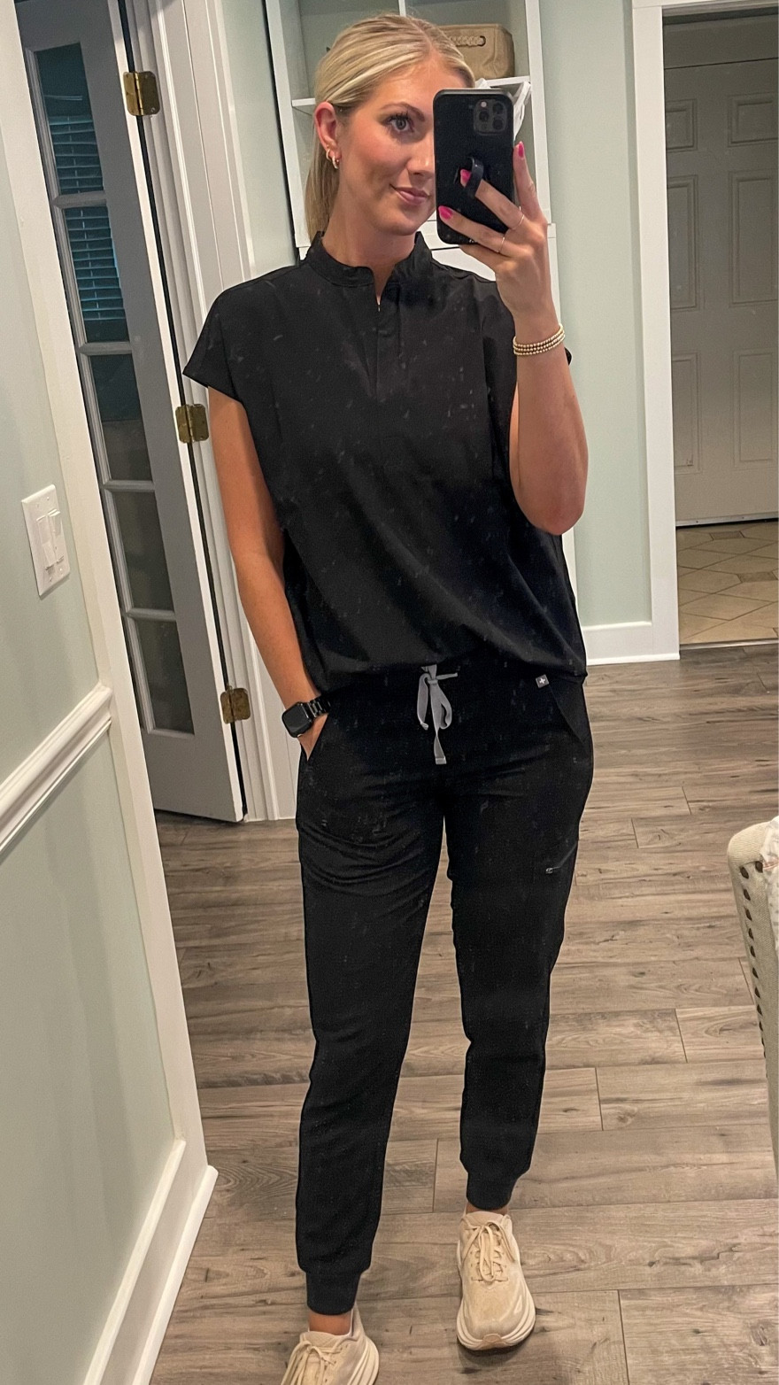 My fave scrubs will be tax free this weekend🖤 the comfiest scrubs! If you’re wearing something all day it might as well be comfy AND cute!
- please ignore my dirty mirror lol
#figs
#scrubs
#healthcare
#taxfreeweekend 

#LTKstyletip #LTKBacktoSchool #LTKworkwear