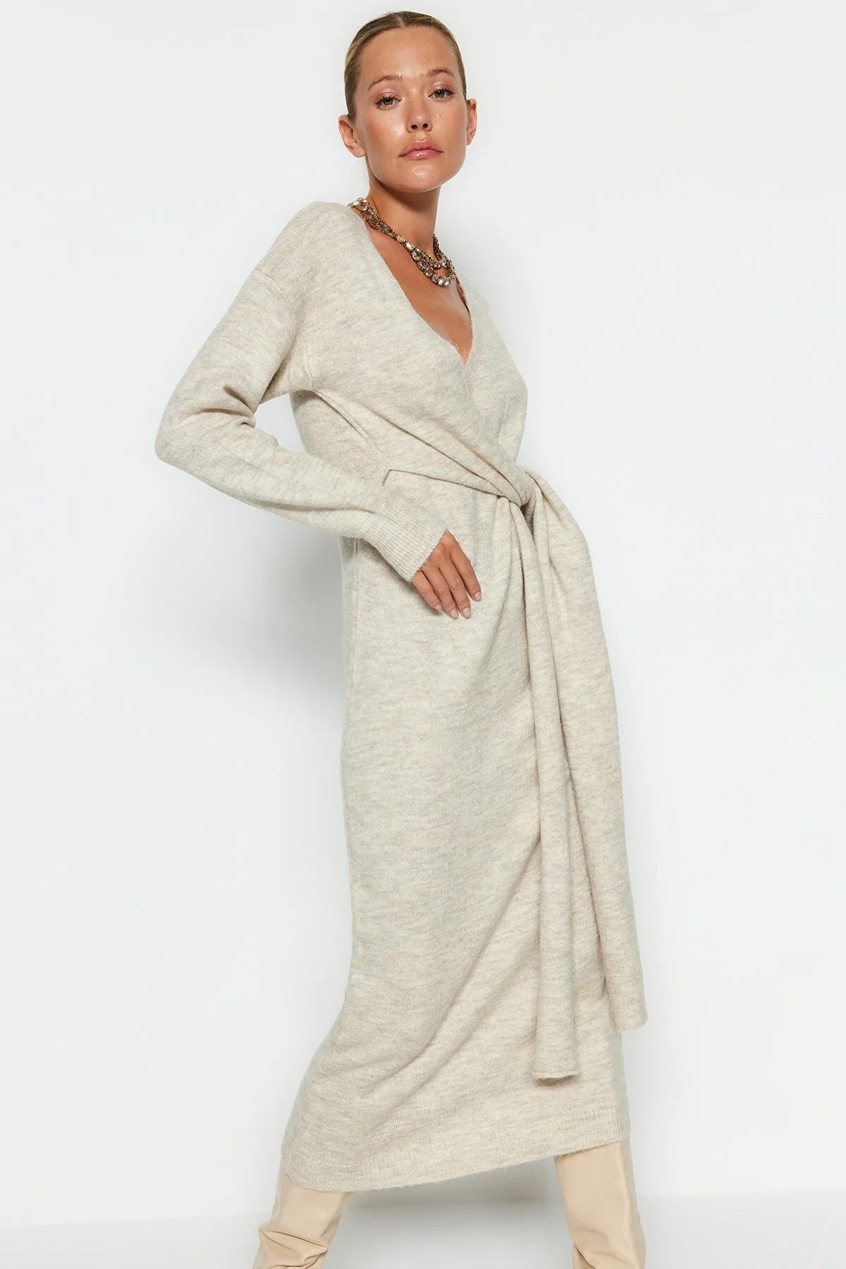 Trendyol Collection Kleid - Grau - A-Linie | Trendyol DE