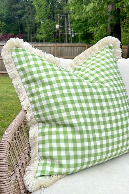 These outdoor pillows are so chic! They come in a ton of colors! 

#LTKfindsunder50 #LTKhome