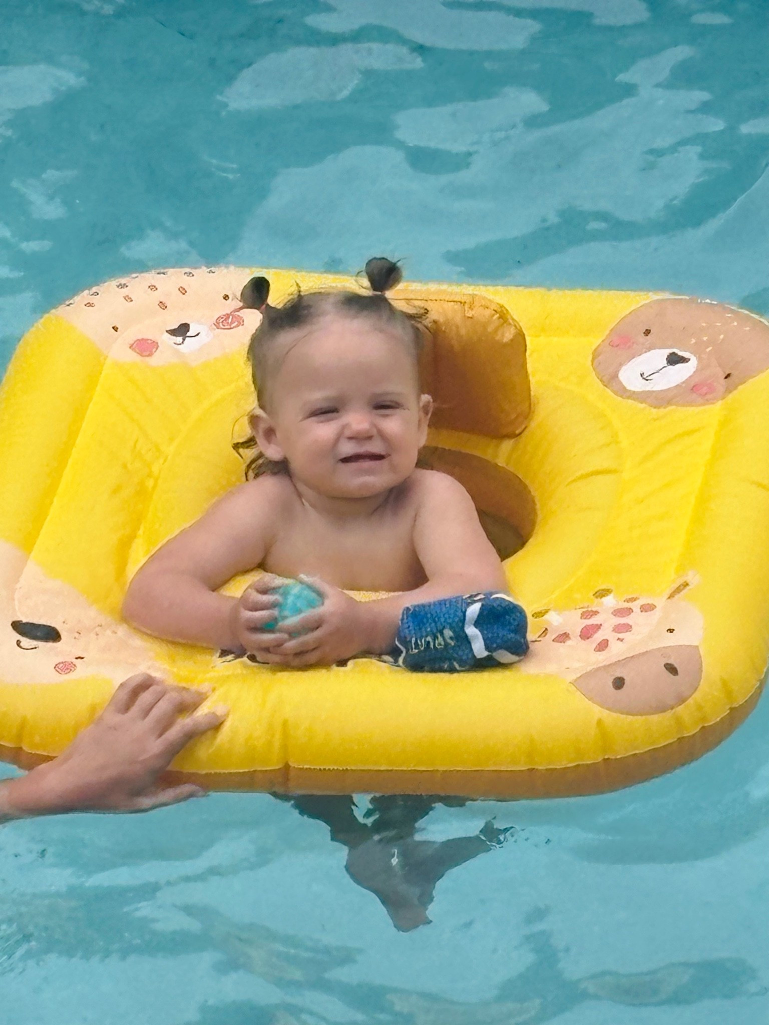 Cheeeeese for a float that finally makes her happy #ltkkids

#LTKmomlife