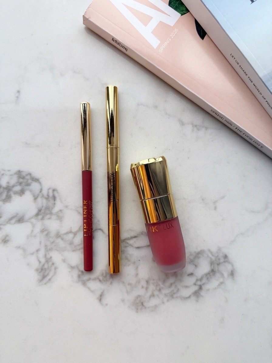 Winky Lux Makeup Products

#makeup #blush #lipliner #favoritemakeupproducts #browpencil

#LTKBeauty #LTKgrwm #LTKmorningroutine