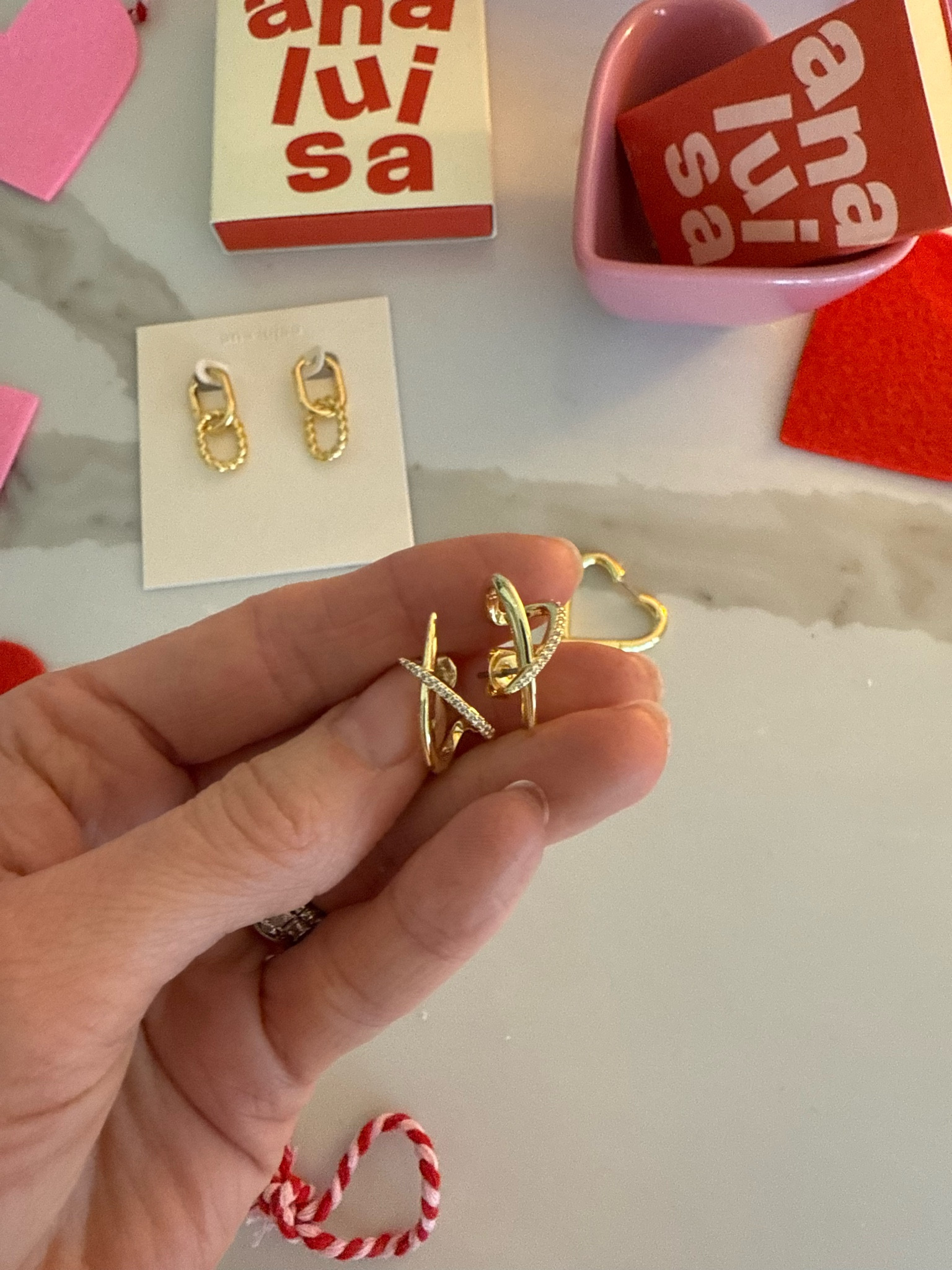 I am absolutely loving these new jewelry pieces from Ana Luisa! They would make a great gift for Valentine's Day, or if you just want to treat yourself!



Valentines Day 
Valentines Gift
gift guide
Jewelry
everyday jewelry 

 #LTKGiftGuide #LTKFindsUnder100 #LTKStyleTip