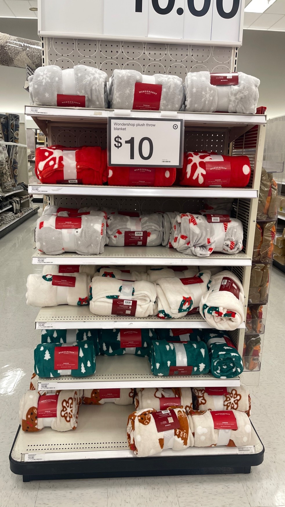 $10 blankets are back for the holidays. My teen already asked for the gingerbread one! ❤️

#LTKSeasonal #LTKGiftGuide #LTKHoliday