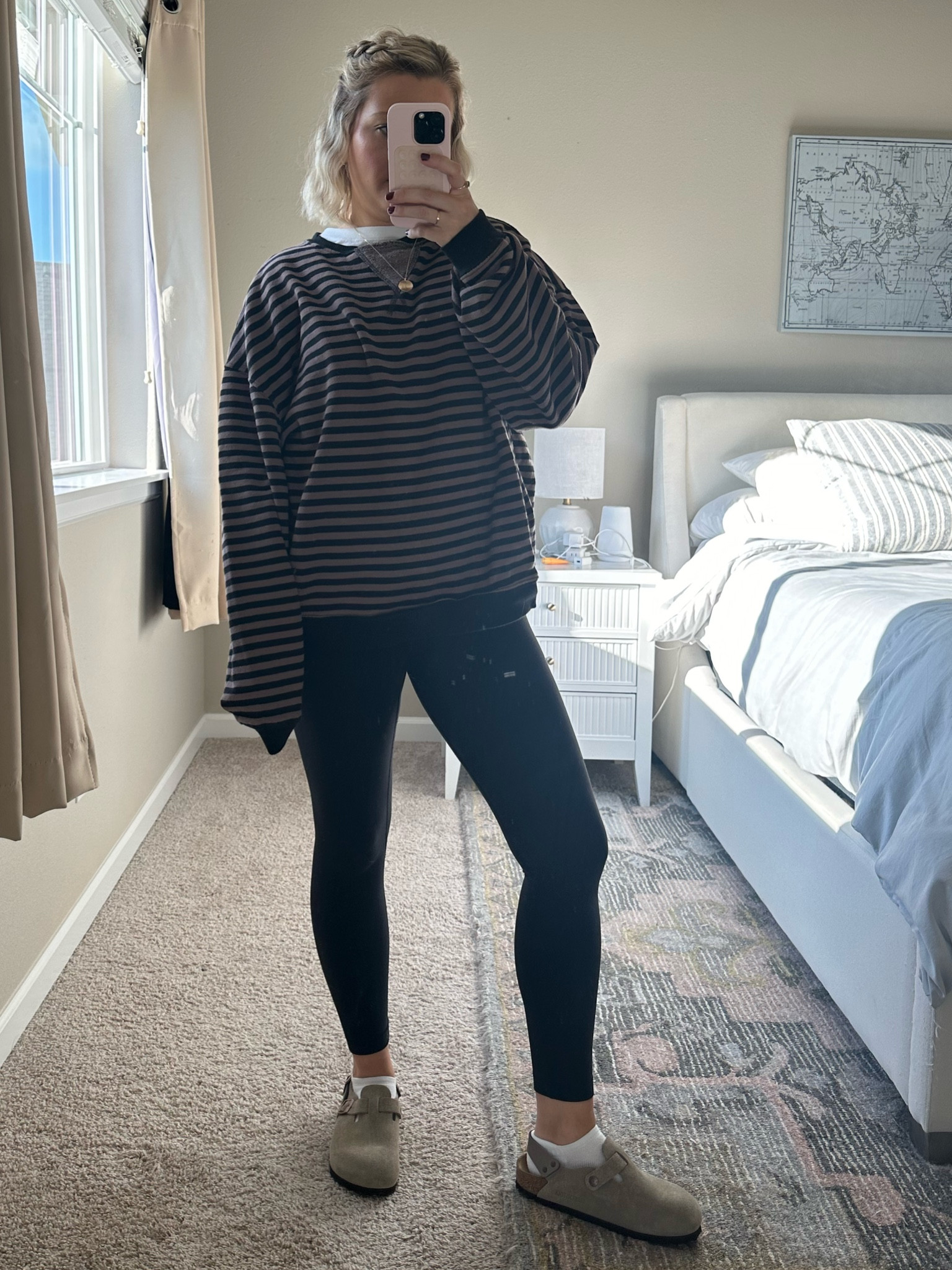 comfy mom outfit of the day 

Wearing small in sweatshirt 

#LTKStyleTip #LTKFindsUnder100 #LTKSeasonal