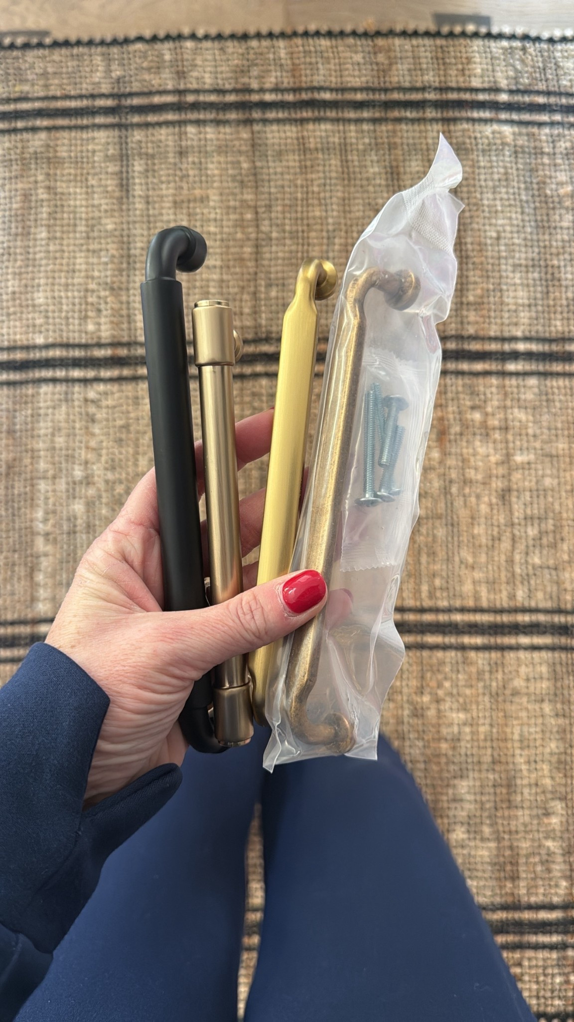 An easy and affordable update for any space…hardware!

#LTKHome