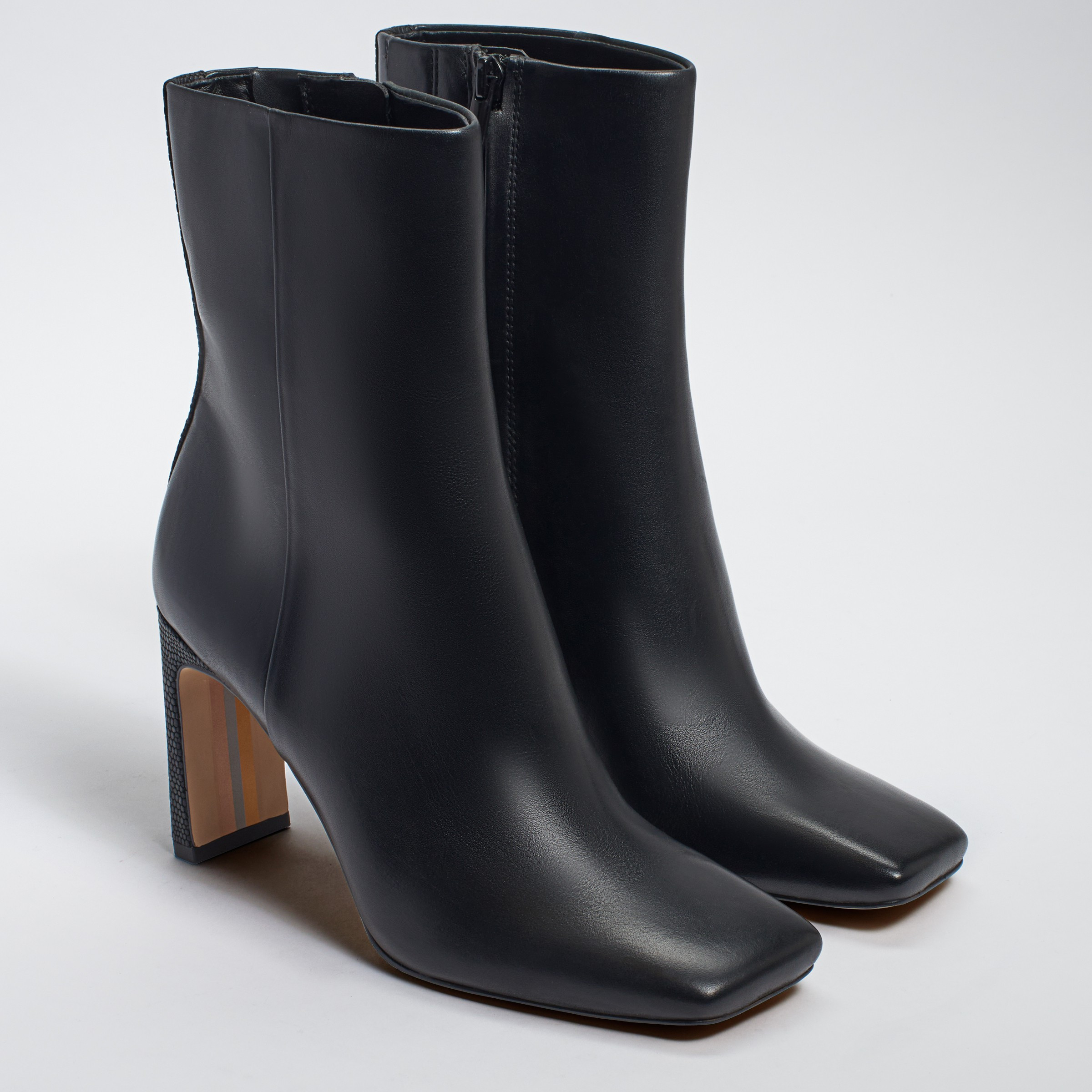 Sam Edelman Anika Ankle Bootie Black Leather | Sam Edelman