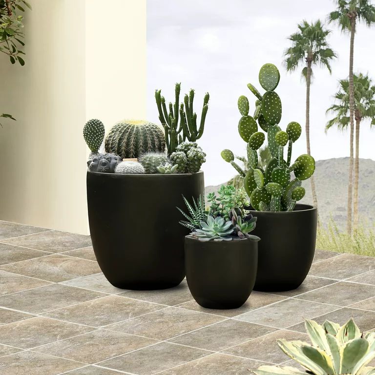 LuxenHome Black MgO Round 12.2in. H Outdoor Planter | Walmart (US)