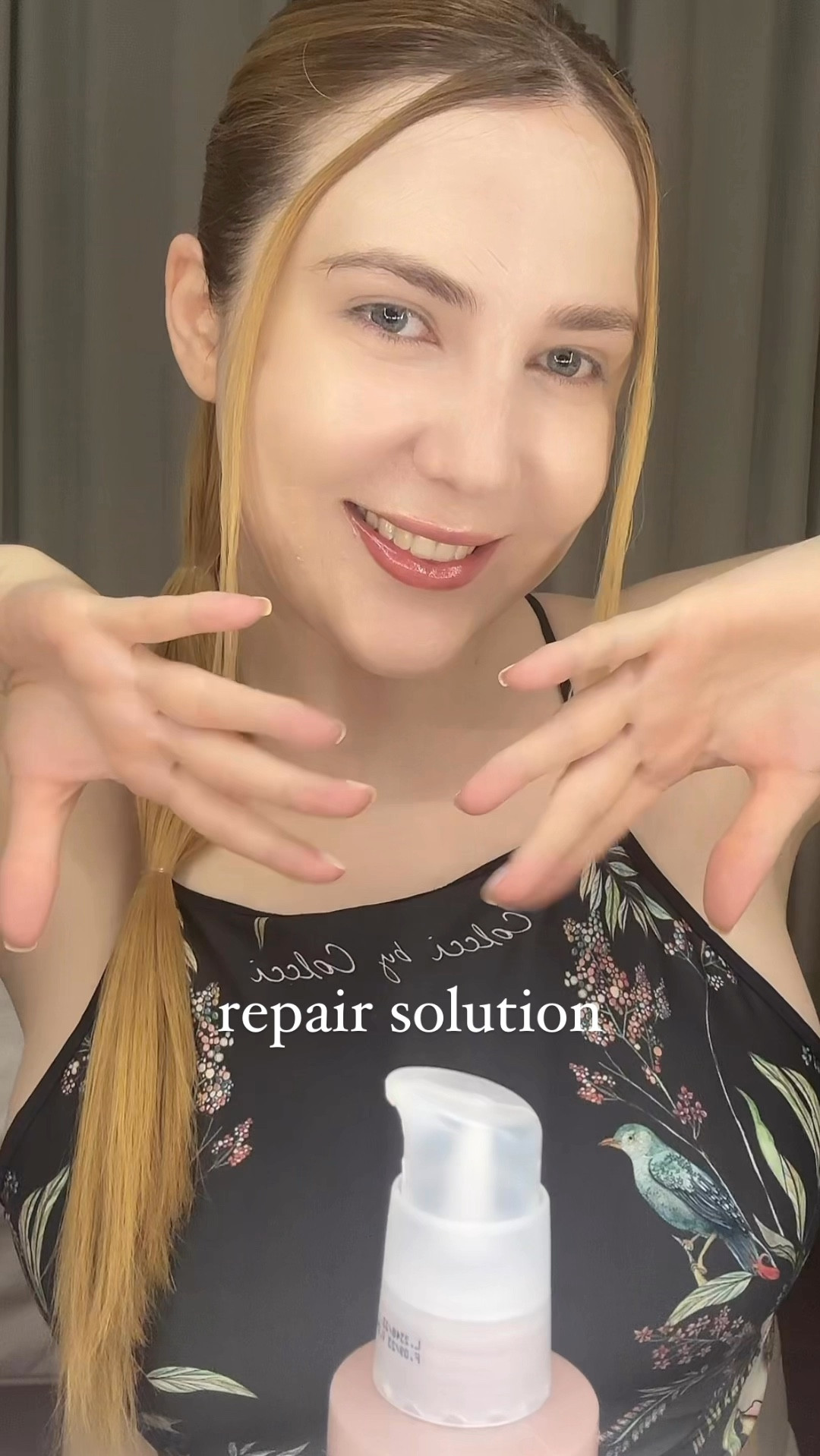 Repair solution da cadiveu antes de correr no cabelo + penteadinho super fácil mas que protege os fios do suor. 

#repairsolution #cadiveu #proteína 
#cabelo 

#LTKbrasil #LTKbeauty #LTKVideo