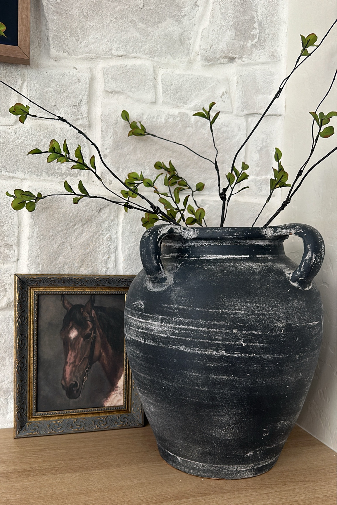 Amazon prime items I have in my home! The horse picture has other photos you can choose from. My Greenery is exact but my vase is similar 

Home decor 
Amazon prime 
Home finds 



#LTKStyleTip #LTKHome #LTKFindsUnder50