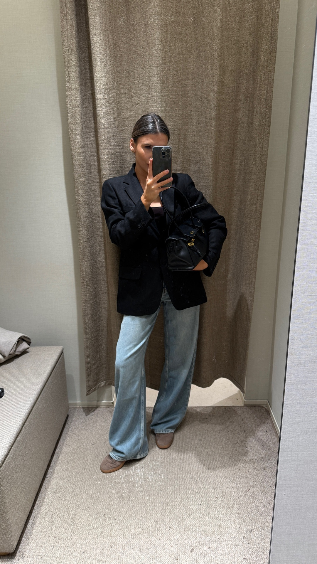 I can’t explain it but i love it🥰!
This is kinda perefect💕
Sizes run true — I’m wearing S/36
I’ve attached the links for all items for different countries 🥰

#LTKspring  #LTKootd #LTKtips  #LTKspringoutfits2026 #LTKdatenightoutfits #LTKshirt #LTKjeans #LTKtop 