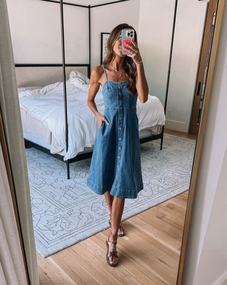 this denim midi dress would be perfect for a summer date night or country concert! 🩵


#denim #dress #summerdress #countryconcertoutfit #sandals #target #targetdress

#LTKStyleTip #LTKFindsUnder50
