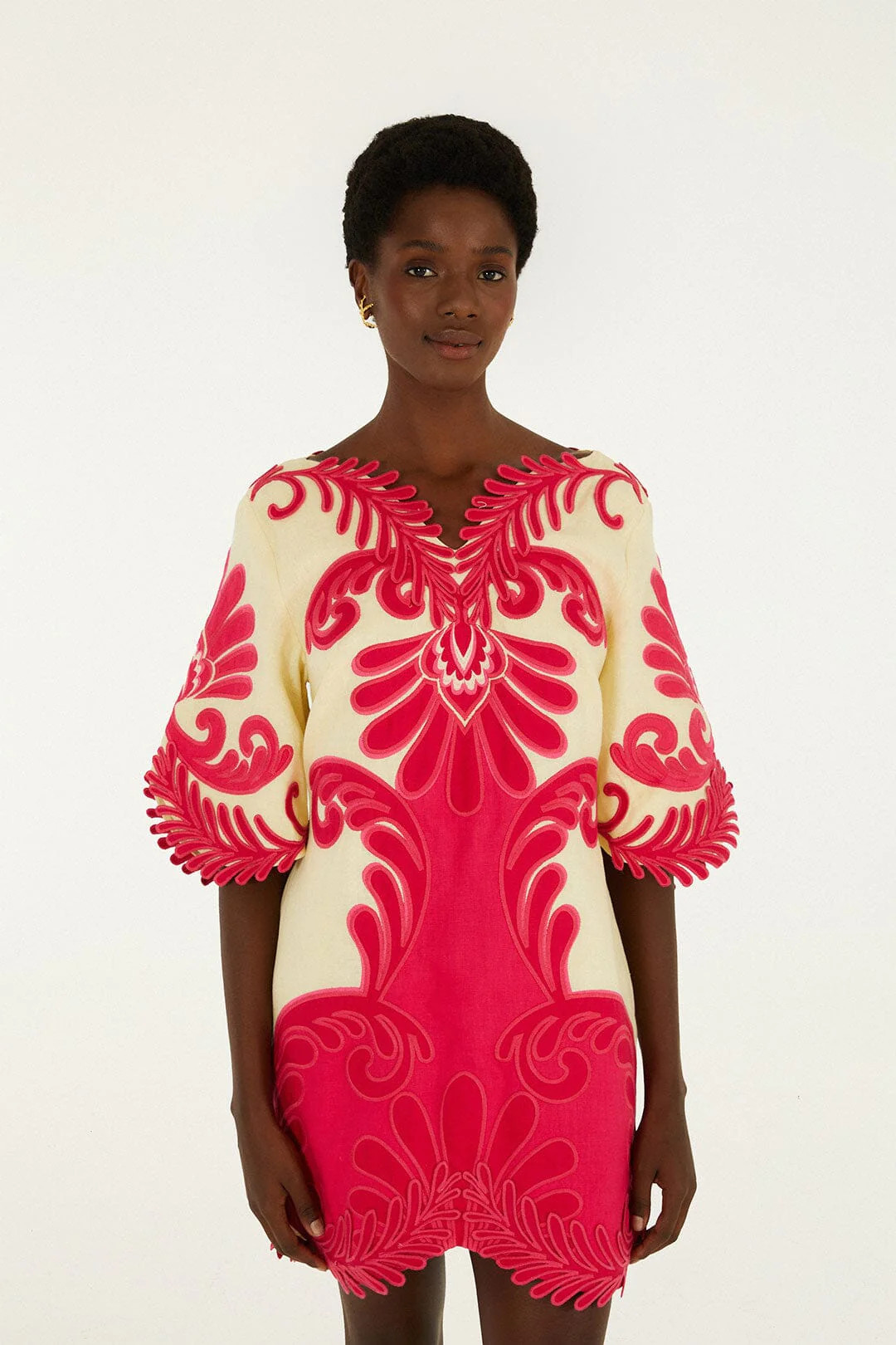 Pink Spring Arabesc Embroidered Euroflax Premium Linen Mini Dress | FARM Rio | FarmRio (US)