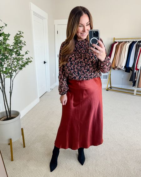 Thanksgiving Outfit Idea 

Fit tips: blouse tts, L // skirt tts, L // booties tts 

 Fall outfits  winter outfit, Thanksgiving outfit  Walmart fashion  express  LOFT workwear outfit  satin skirt  midi skirt  how to style satin skirt  floral blouse  

#LTKfindsunder100 #LTKmidsize #LTKstyletip