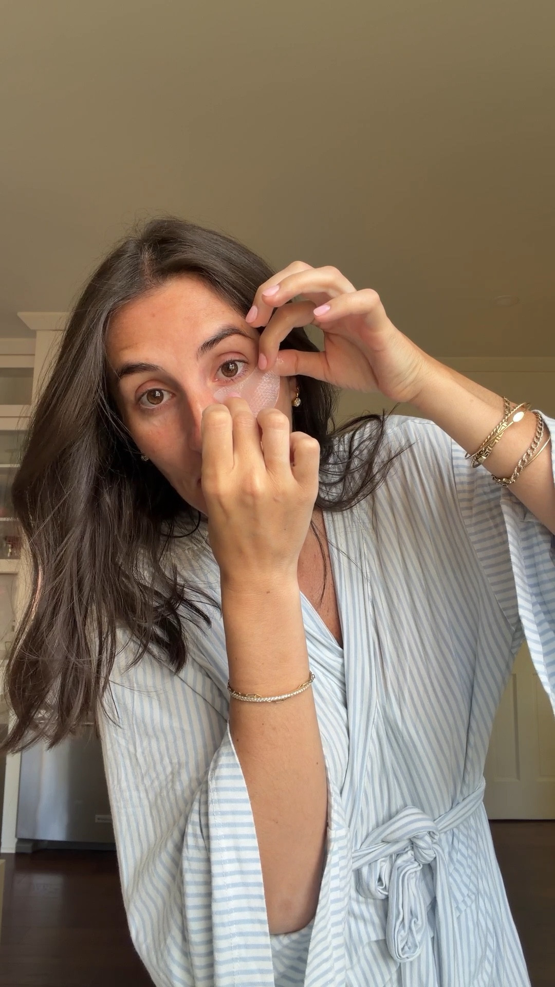 Eye patches to wear to drop off 🤌🏻 

#LTKSaleAlert #LTKgrwm #LTKmomlife