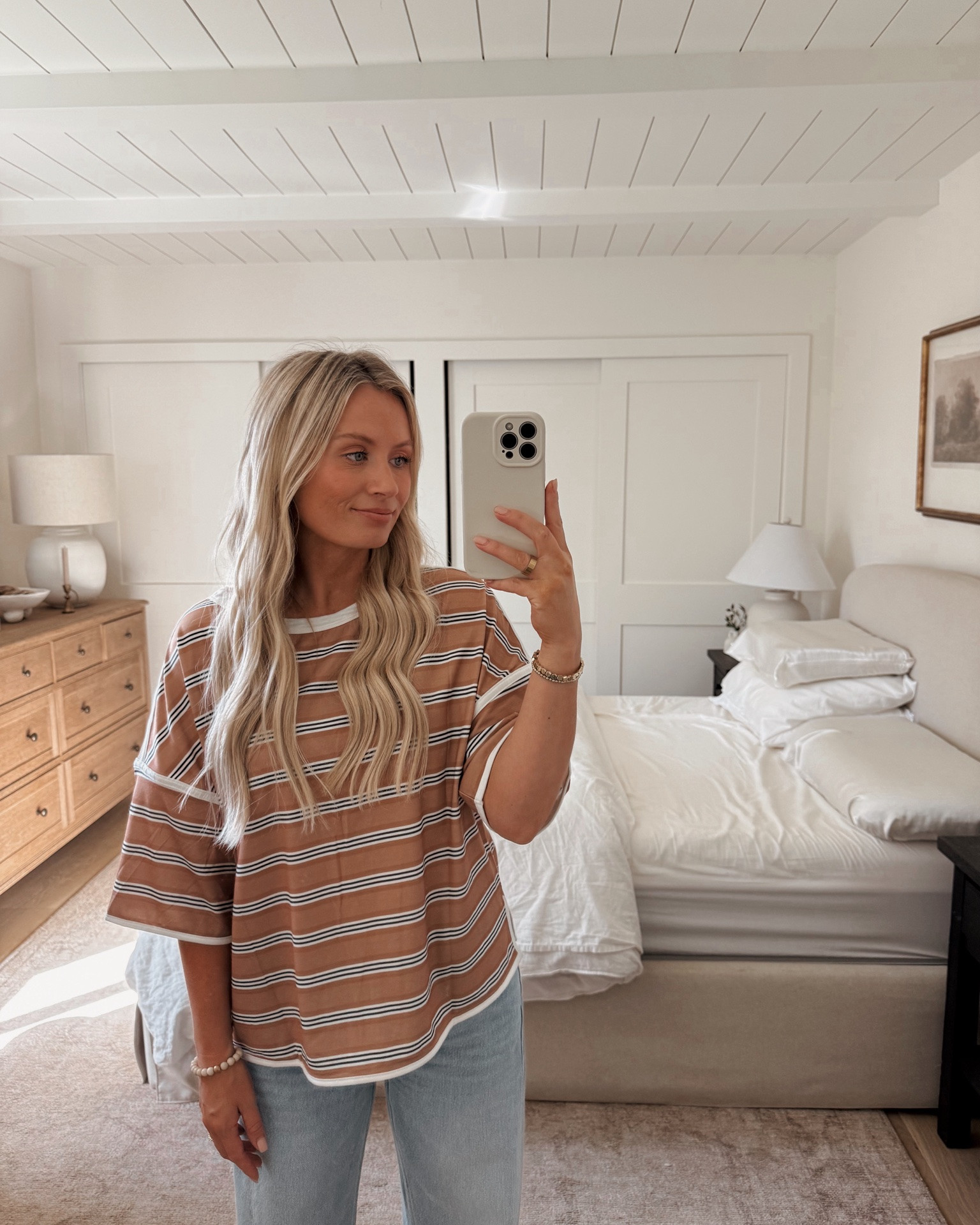 The cutest little tee for those warm fall days 🍂 
Tee: small
Jeans: 25 true to size

#LTKgrwm #LTKootd