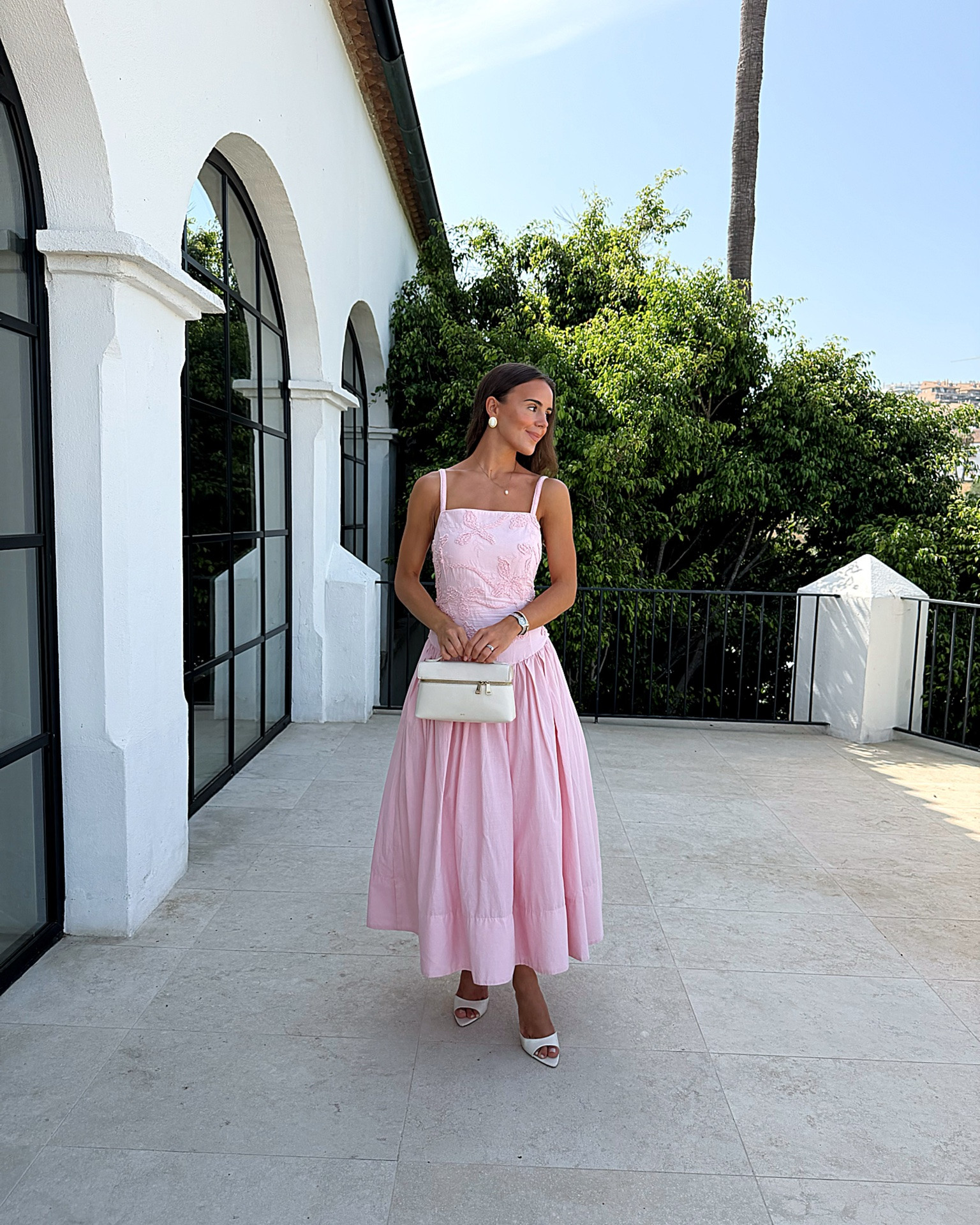 Holiday dress 🤍 Use my code ‘KMEM20’ for 20% off ✨

#LTKsummer #LTKdresses #LTKstyletip