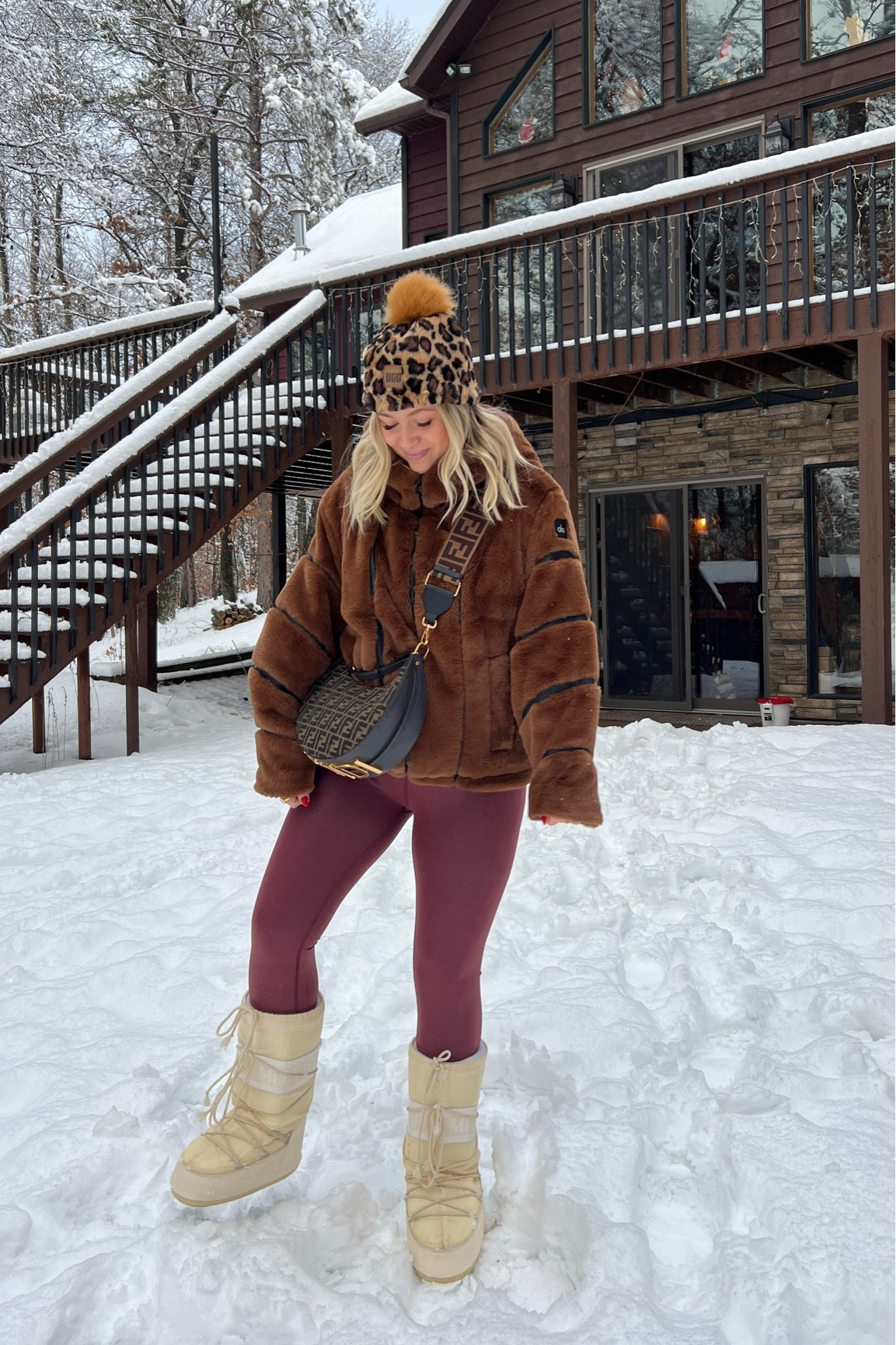 8 in leggings and small in jacket 