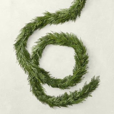 Fresh Western Red Cedar Garland | Williams Sonoma | Williams-Sonoma