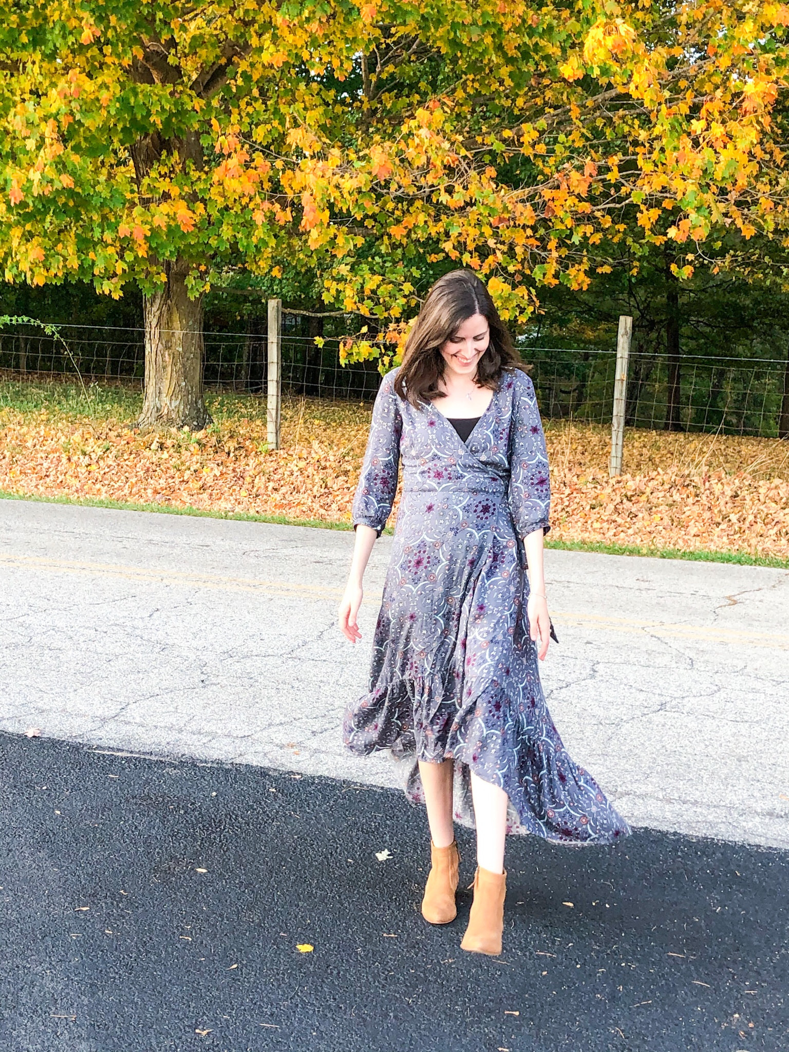 Love this dress similar are linked 

Maxi dress 
Midi dress
Fall dress 
Fall dresses 
Work dress 
Casual dress 
Church dress
Date night dress 
Floral dress
Wedding guest dress 
Fall getaway dress
Family photo dress