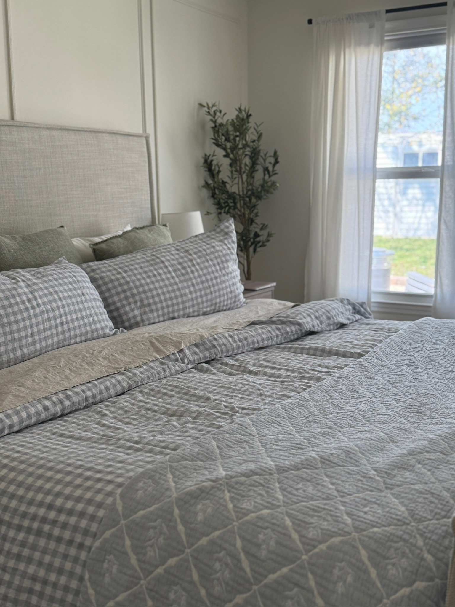 Lovely bedding @Quince @Target 

Quince, quince bedding, quince home, home, home decor, gingham bedding, Hallie ragan

#LTKHome #LTKSeasonal #LTKmomlife