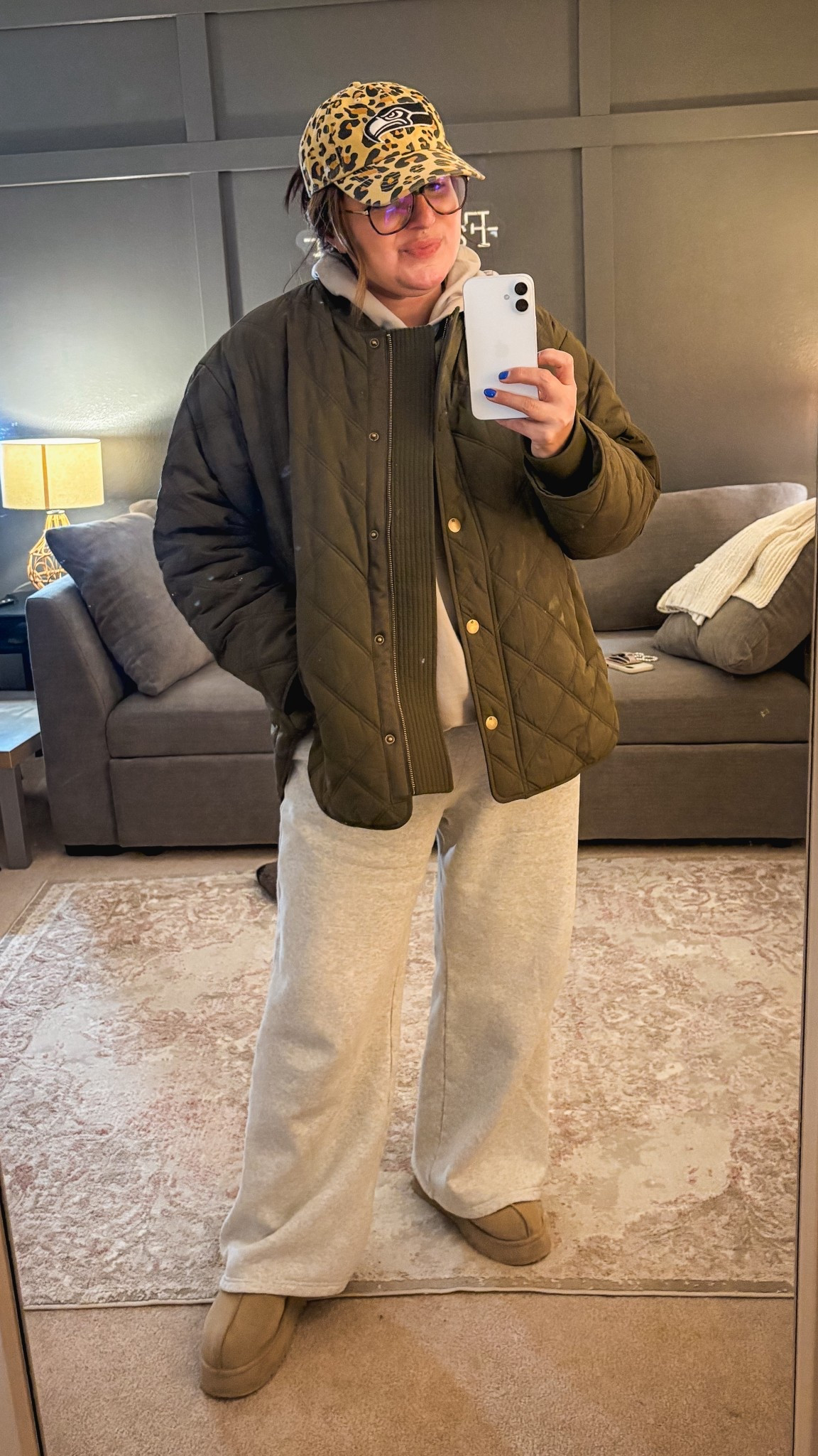 Tonight’s ootd:
Aerie sweatshirt (L)
A&F sweats (L)
BRF jacket (XL)- old but linked similar 
Ugg Tazz platform 
Seahawks cap

#LTKOver40 #LTKootd #LTKSaleAlert