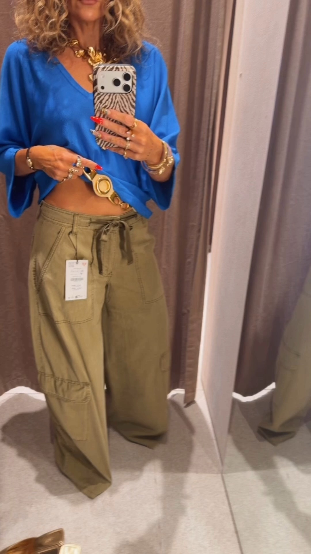 Zara pants! Wearing a size 2. True to size for a baggy fit