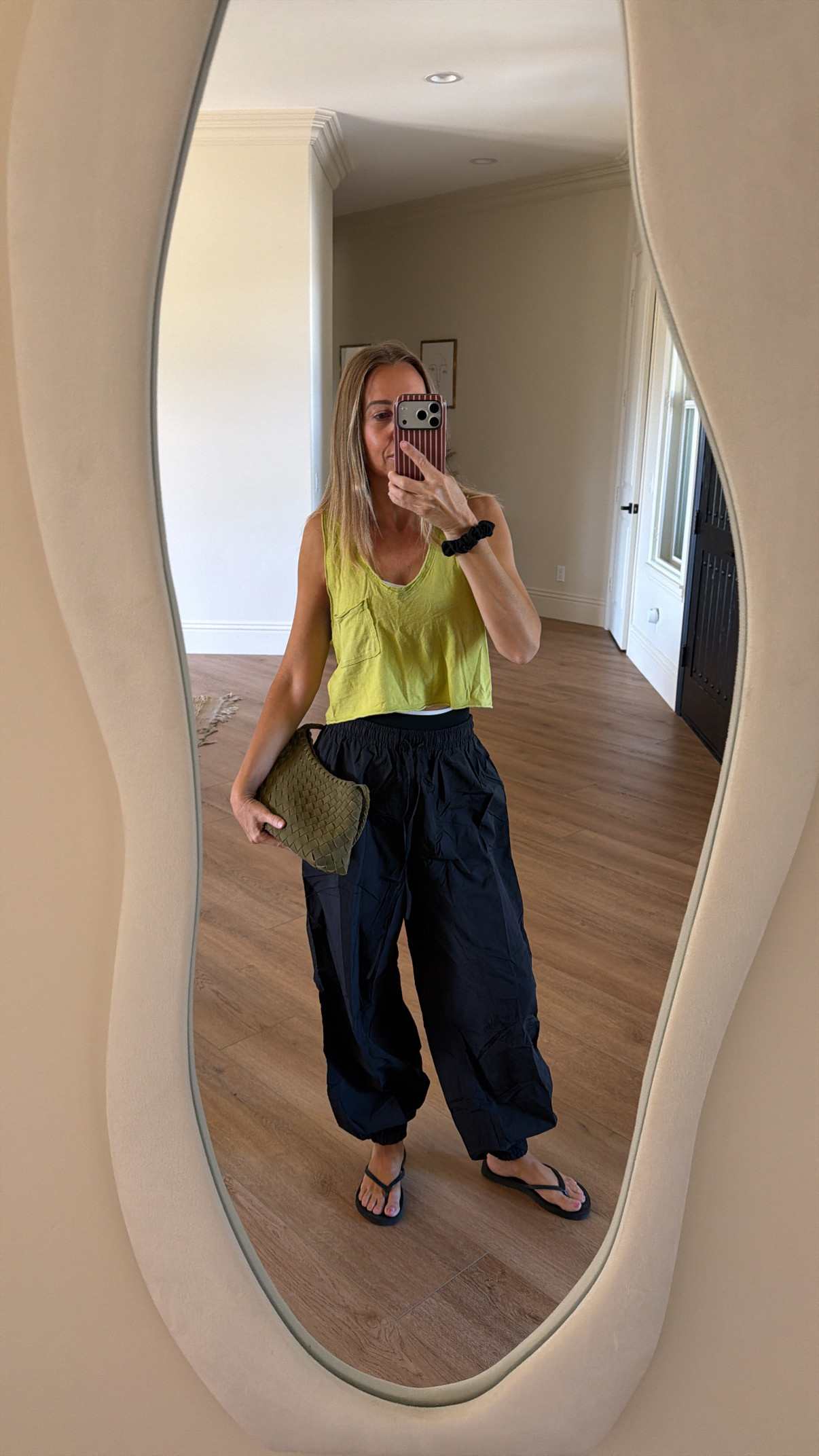 obsessed with these pants. old aerie top. linked similar

#LTKgrwm #LTKootd