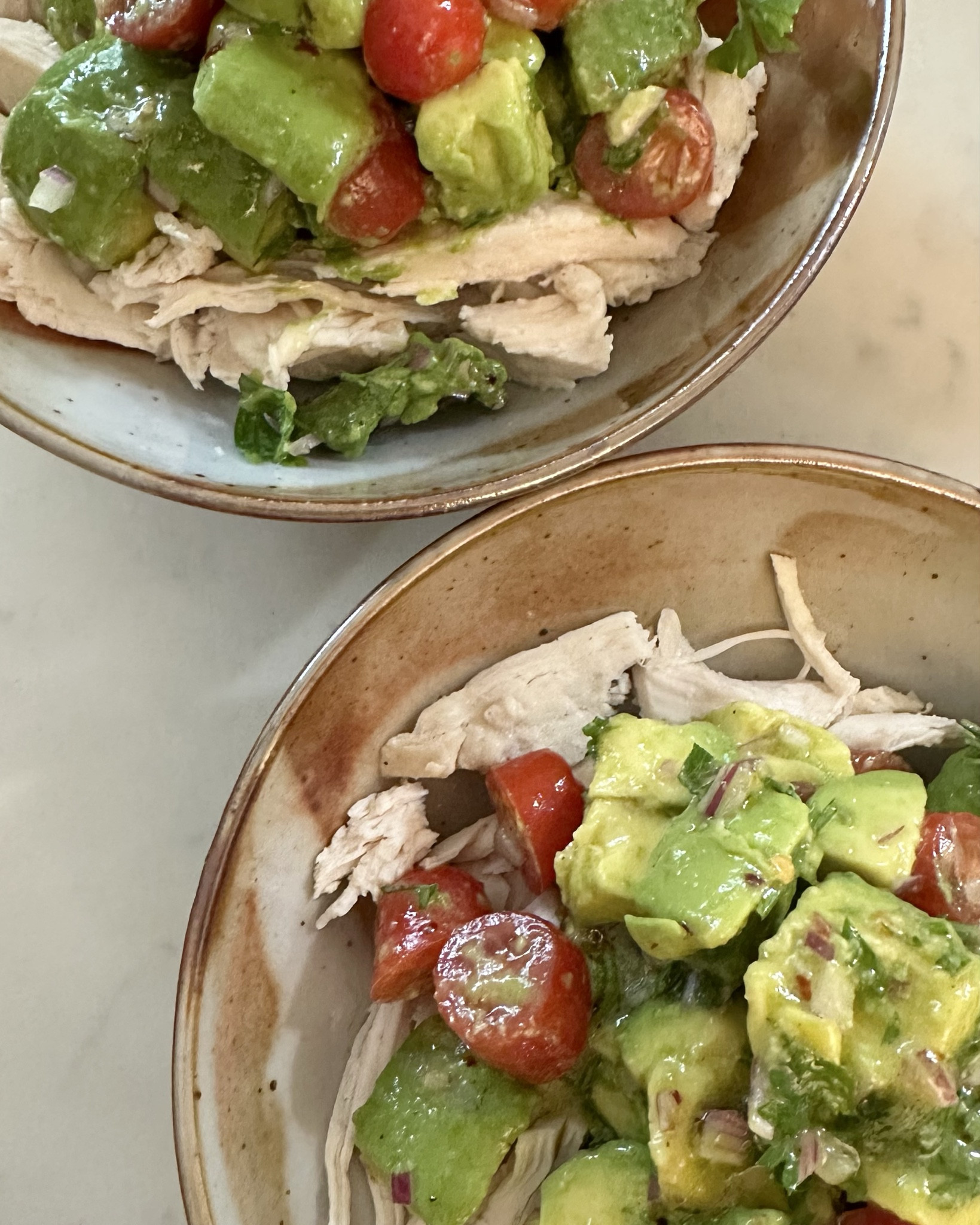 Homemade chicken and avocado salad is always a win 🥗🥑 
Fresh, flavorful, and so satisfying!
Linking my kitchen must-haves 💫
What’s your go-to salad combo? #LTKhome #LTKkitchen #easyrecipes

#LTKSummerEdit
