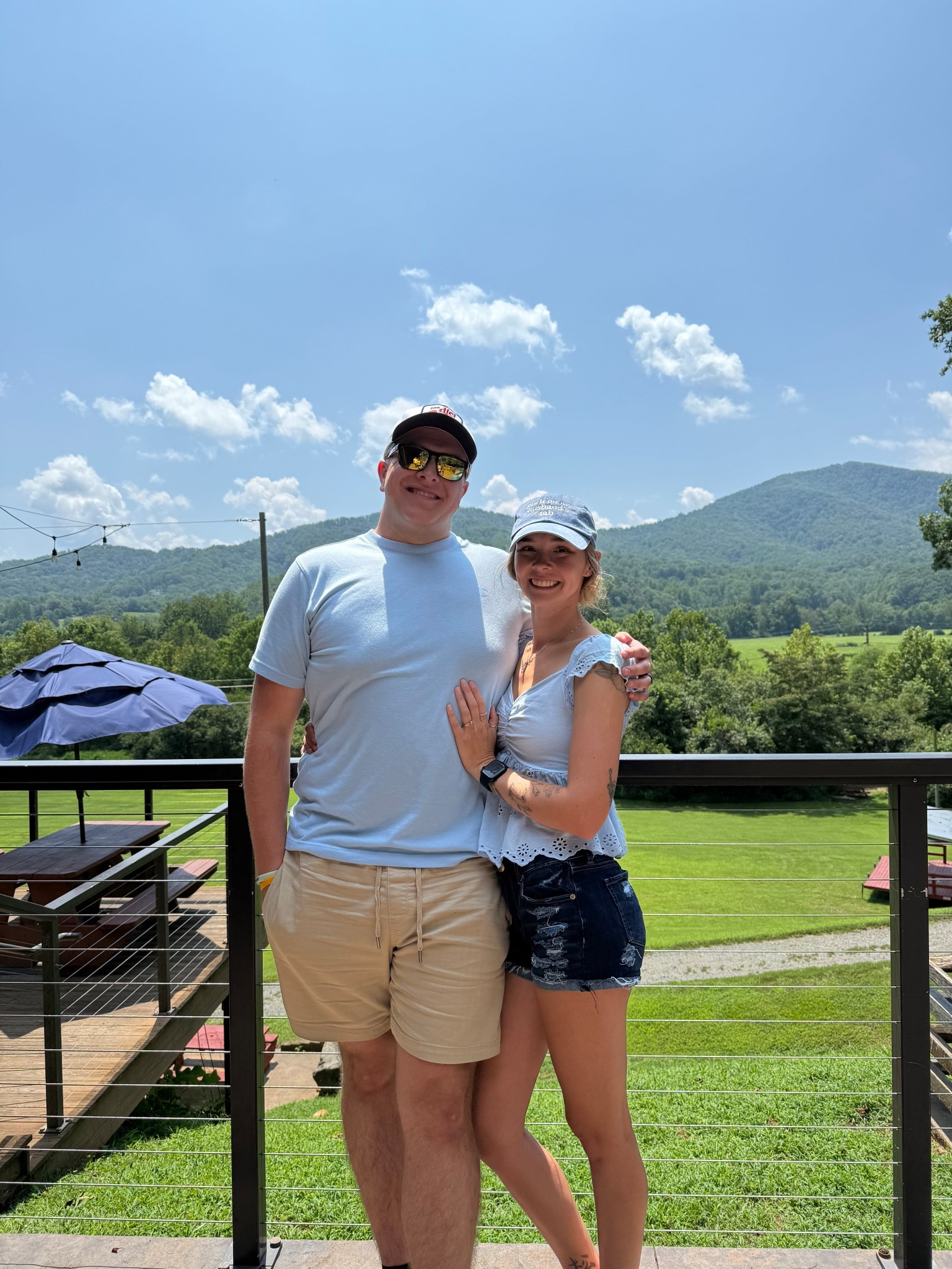 brewery hopping with my love!

blue, mens style, men, dad, outfit inspo, hats
