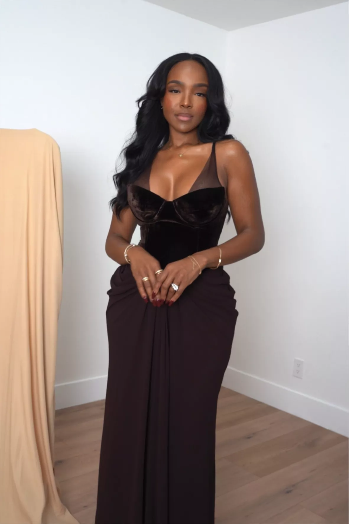 meshki brown dress Elyna Slinky Halter Maxi / Chocolate | while the flowing chiffon maxi skirt creates a graceful finish Catelyn Asymmetrical Scuba Jersey Midi