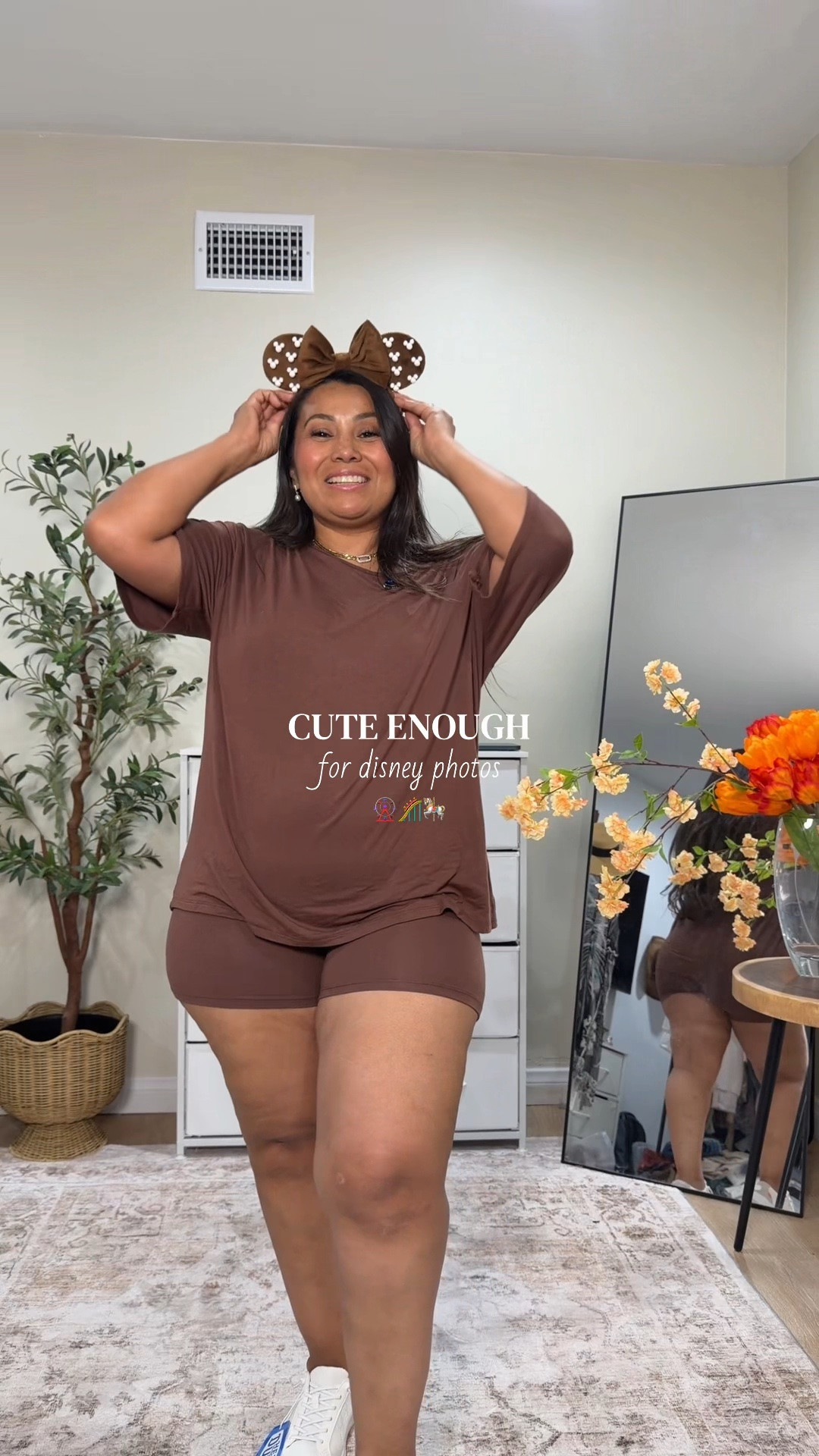 Matching 2 piece set that comfy and stylish at the same time. Mom style on the go, and easy outfit to throw on and go.

#LTKmomlife #LTKMidsize #LTKPetite