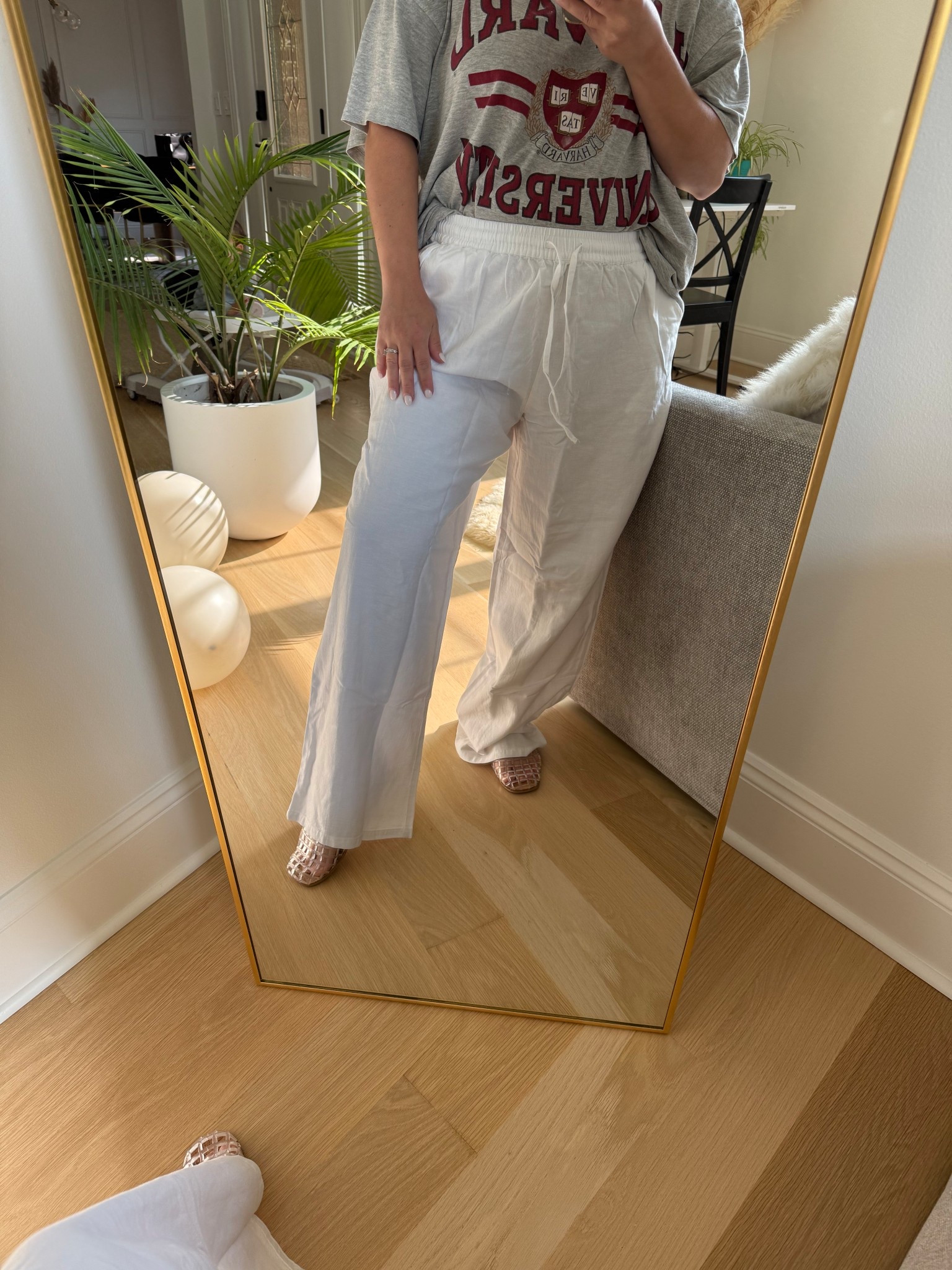 Don’t mind the shirt. White linen pants size large. Jelly flats

#LTKStyleTip #LTKSummerEdit #LTKSeasonal