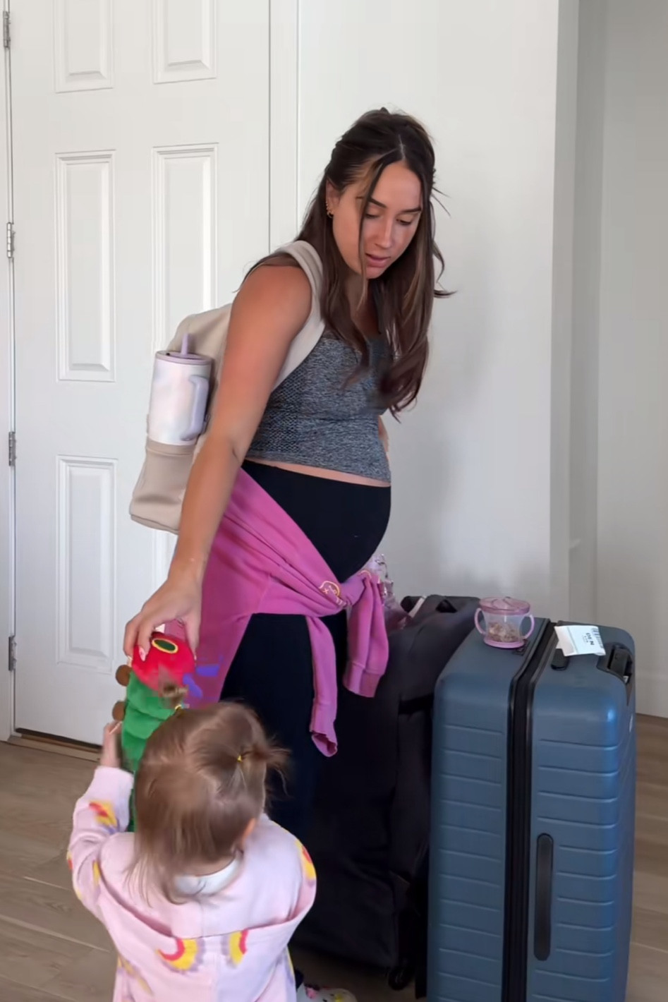 Traveling day with Viv!!