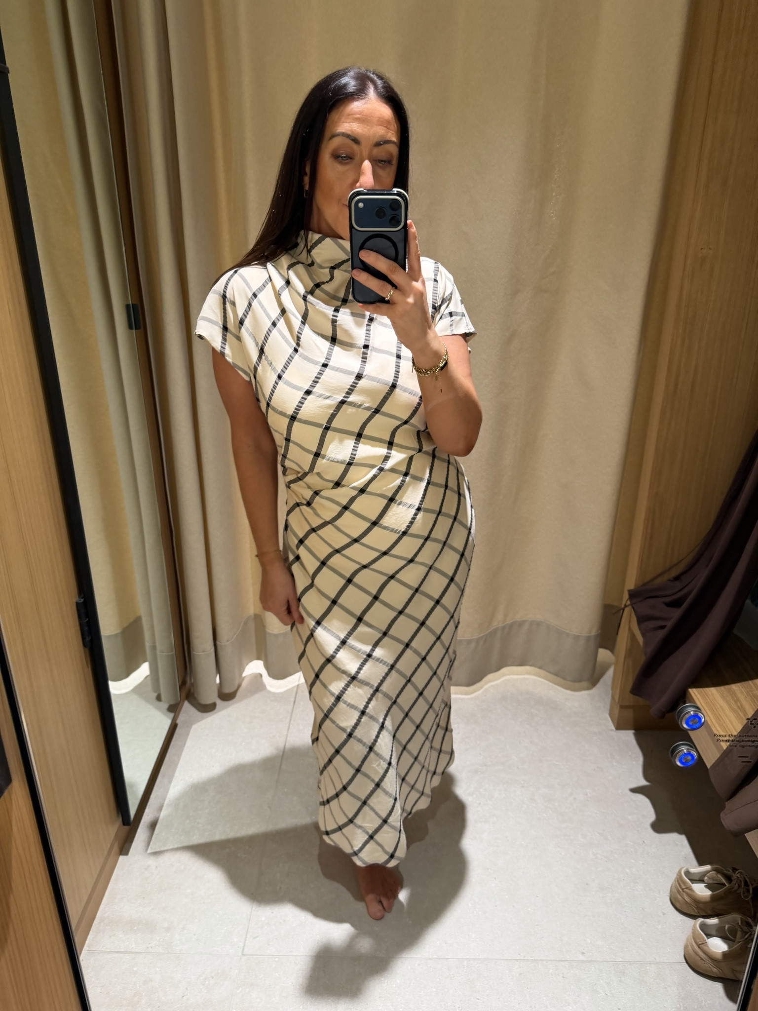 This dress 😍 absolutely stunning - the most flattering cut and would look incredible for a wedding - but also with a biker jacket and boots in the winter!

Mango midaxi checked dress. 

Women over 40. 

 #LTKuk #LTKdresses #LTKstyletip