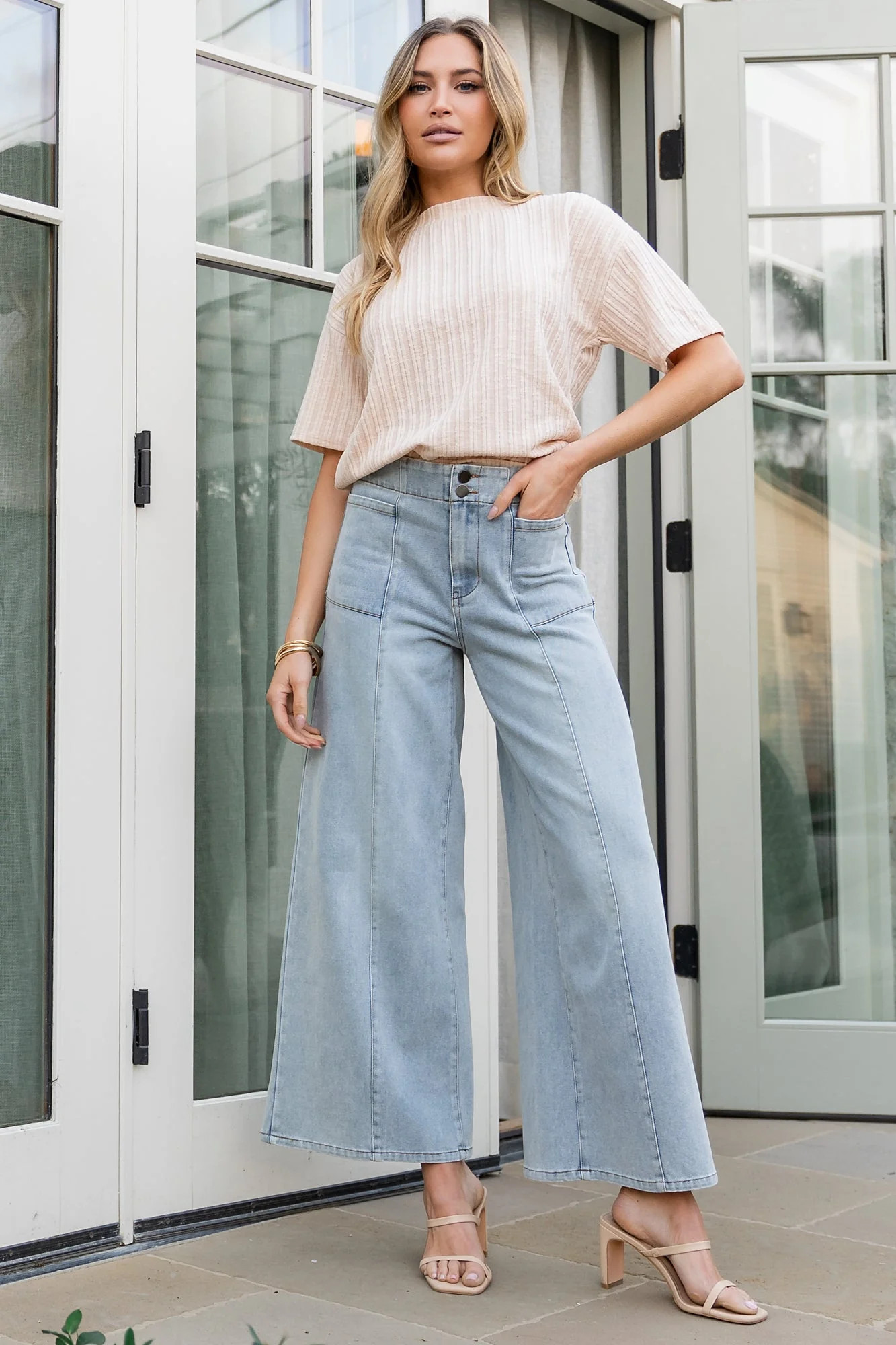 Emmi Mid Rise Wide Leg Jeans | Light Wash | Baltic Born