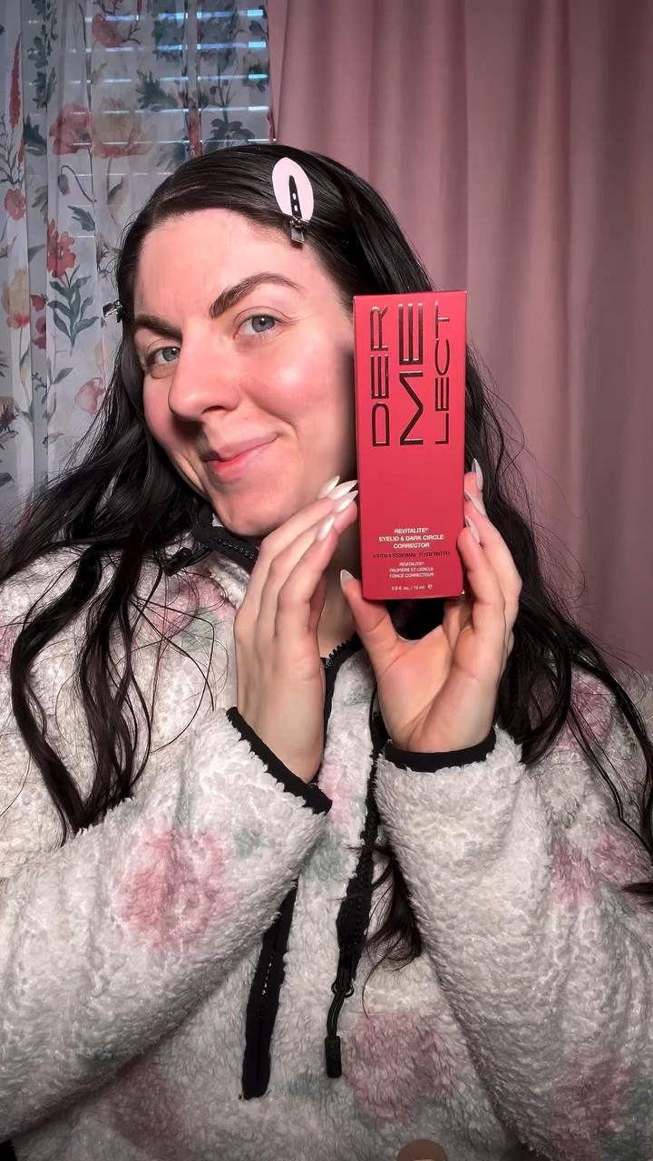 meet the new addition to my beauty routine ✨ #DermelectPartner - *i’m so excited to continue using this eyelid and dark circle corrector! stay tuned for more results 

✨ shop this product on my LTK shop: banannie or my amazon storefront: the banannie diaries - links in my bio! 

@dermelect @stackinfluence #dermelect #dermelectpartner #skincaretrends #dewyskin #healthyskin #dermelectskin

#TheBanannieDiaries #TheBanannieDiariesByAnnie #darkcircles #darkcirclestreatment #darkcirclesundereyes #skincareroutine #skincarecommunity #skincareproducts 

*These statements have not been evaluated by the FDA. This product is not intended to diagnose, treat cure, or prevent any disease.
