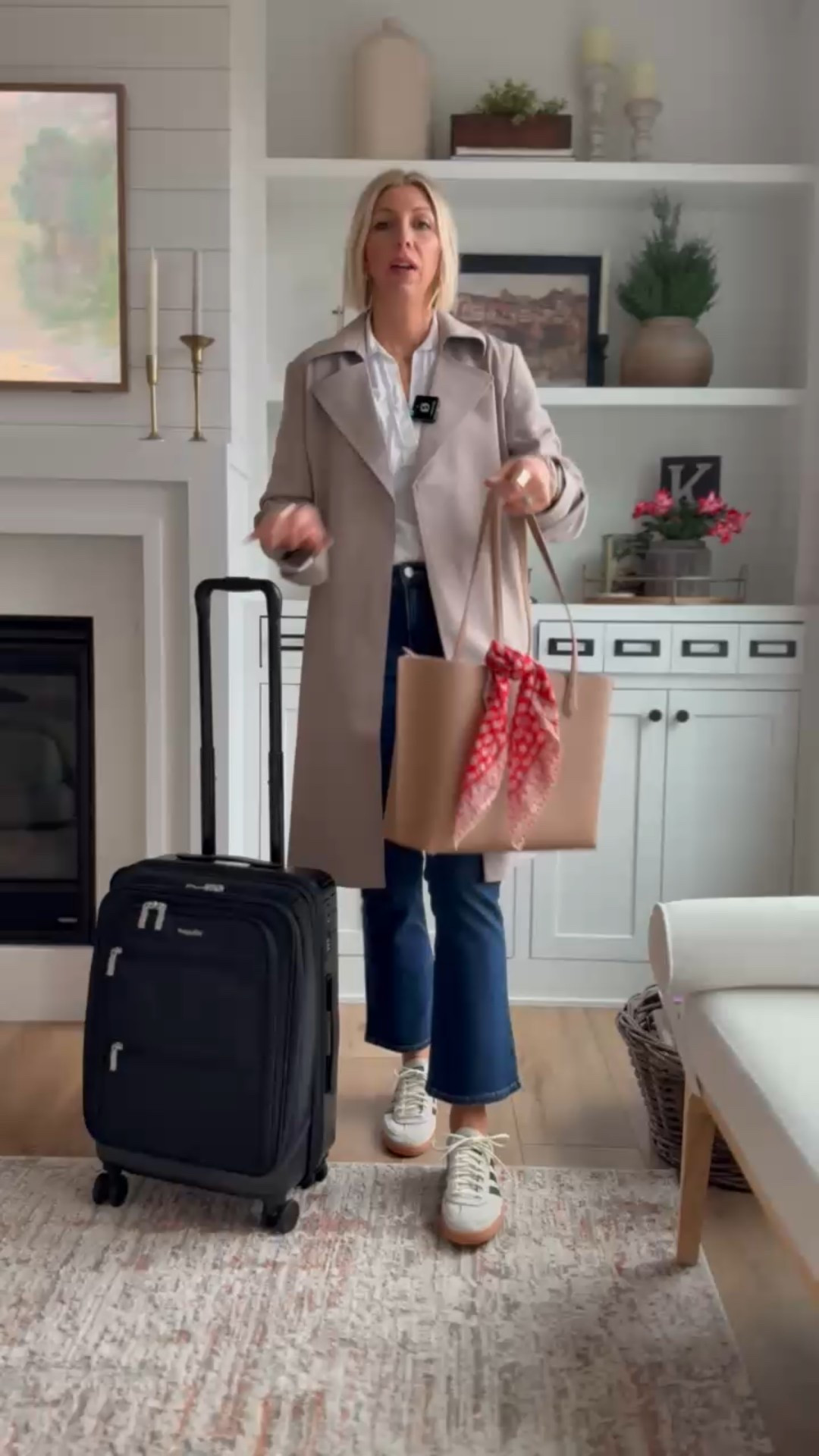 Love this chic travel look!

#LTKOver40 #LTKmomlife #LTKootd