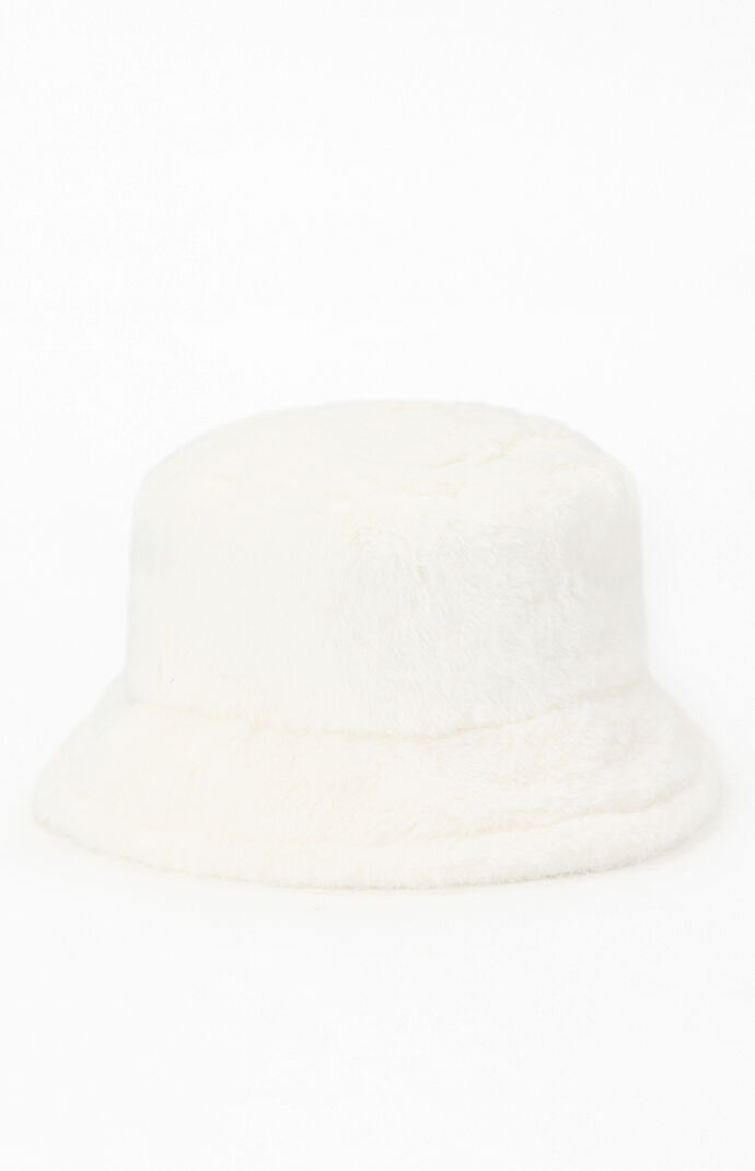 Faux Fur Bucket Hat in Ivory | PacSun