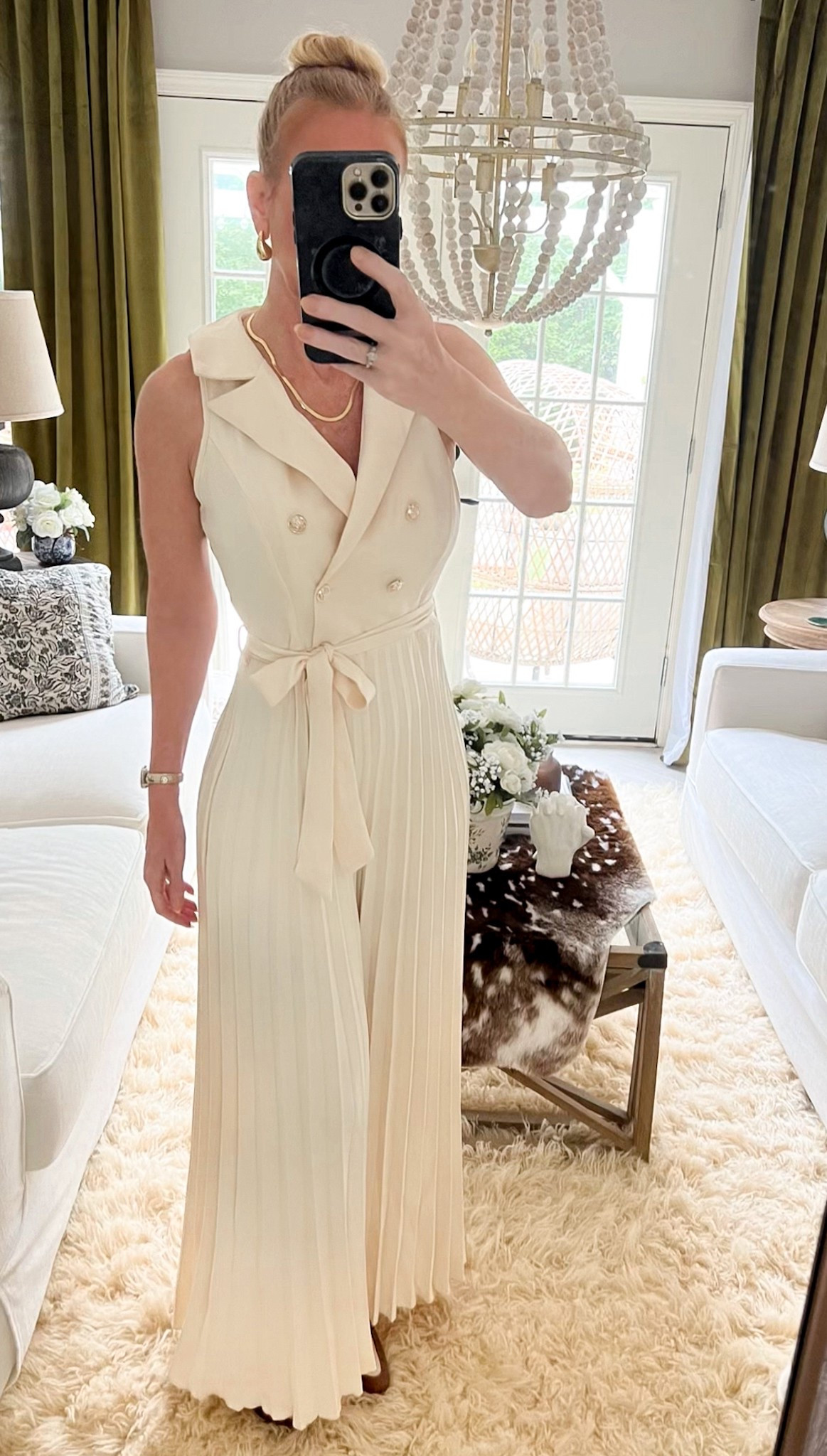 	•	cream wide leg jumpsuit
	•	summer jumpsuit outfit
	•	bridal shower outfit
	•	classy jumpsuit for women
	•	double breasted jumpsuit
	•	pleated jumpsuit
	•	elegant jumpsuit outfit
	•	vacation dinner outfit
	•	neutral jumpsuit
	•	sleeveless belted jumpsuit

#LTKFindsUnder100 #LTKOver40 #LTKMidsize