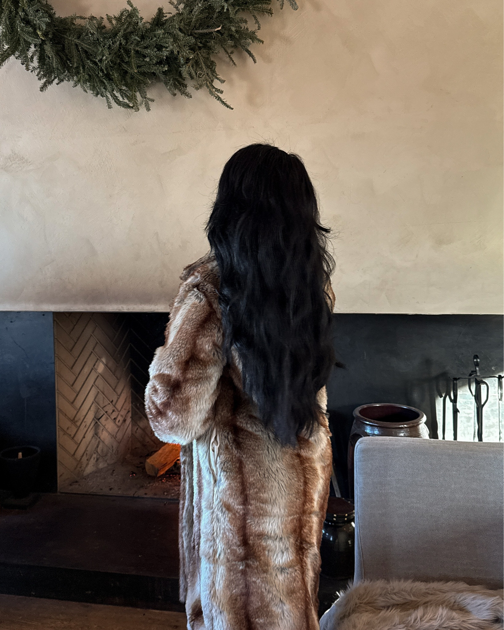 This is a very old faux fur coat that’s no longer available but I found even better options for you girls and linked them here 🫶🏼