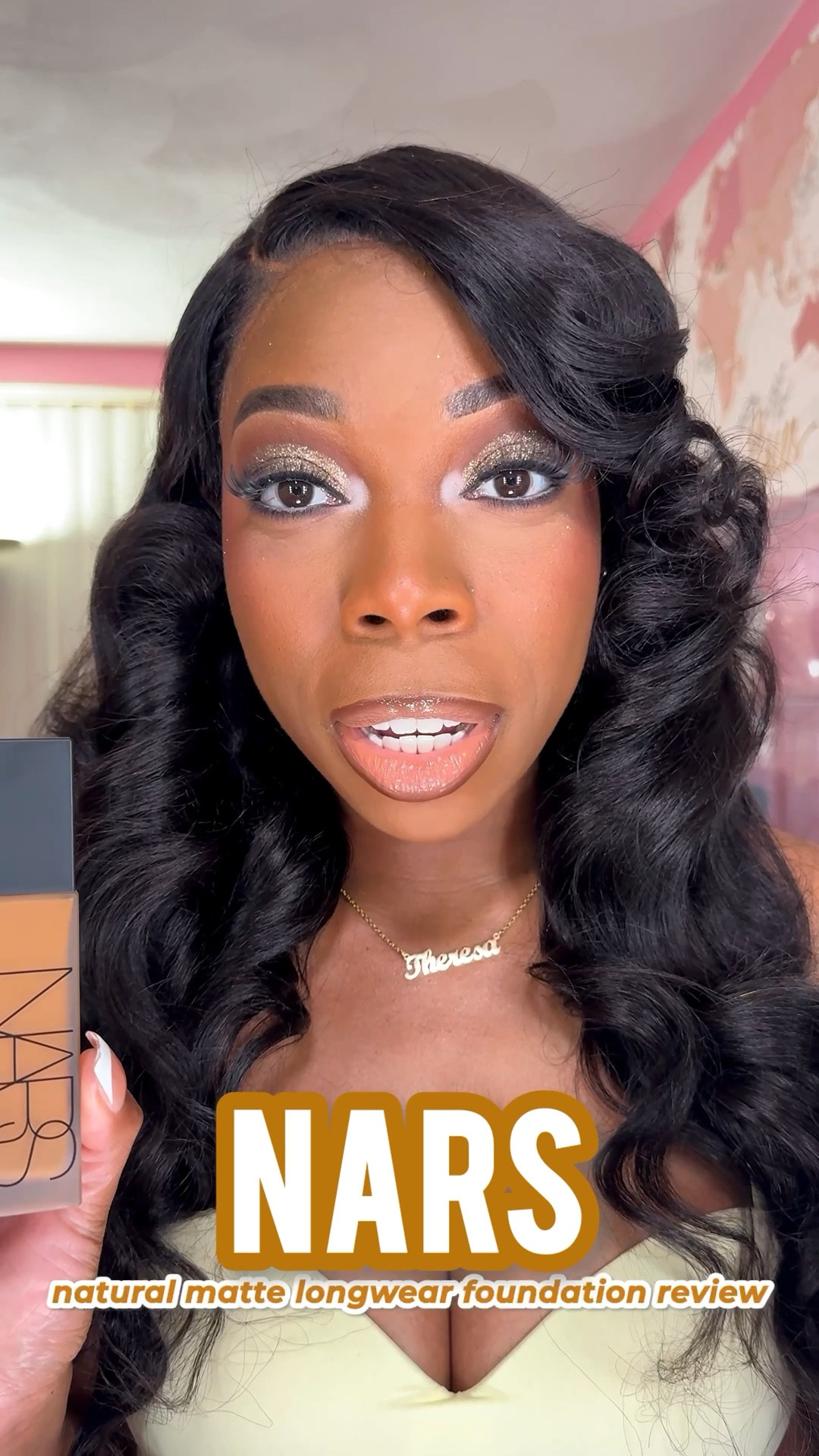 Chile, NARS dropped their new natural matte longwear foundation and I tried it in the shade Perth (a new medium deep neutral shade with an olive tone).

As a girly stuck between Macao and Marquises, I really wanted to see if the shade works for me 👀

Now that the soft matte complete foundation is discontinued, this new matte foundation is supposed to replace it. ￼

It has a natural soft matte finish, and with the right powder, still looks really good after eight hours.

Here’s my eight hour wear test, flash test, and how it looks with different setting powders! 

#LTKBeauty