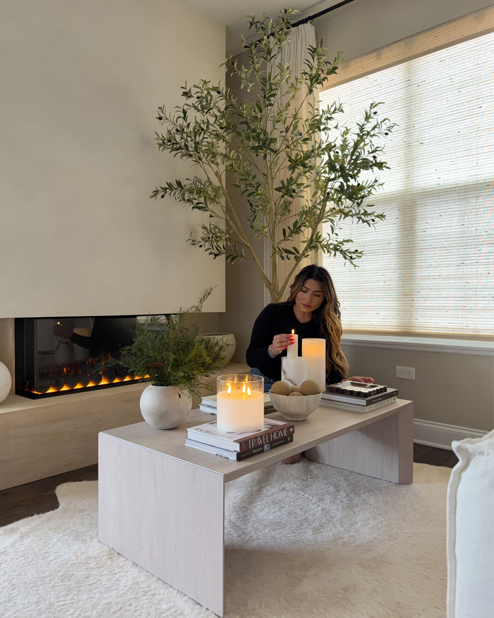 coffee table styling using organic elements.
I absolutely love this table and it is currently under $200

#LTKHome