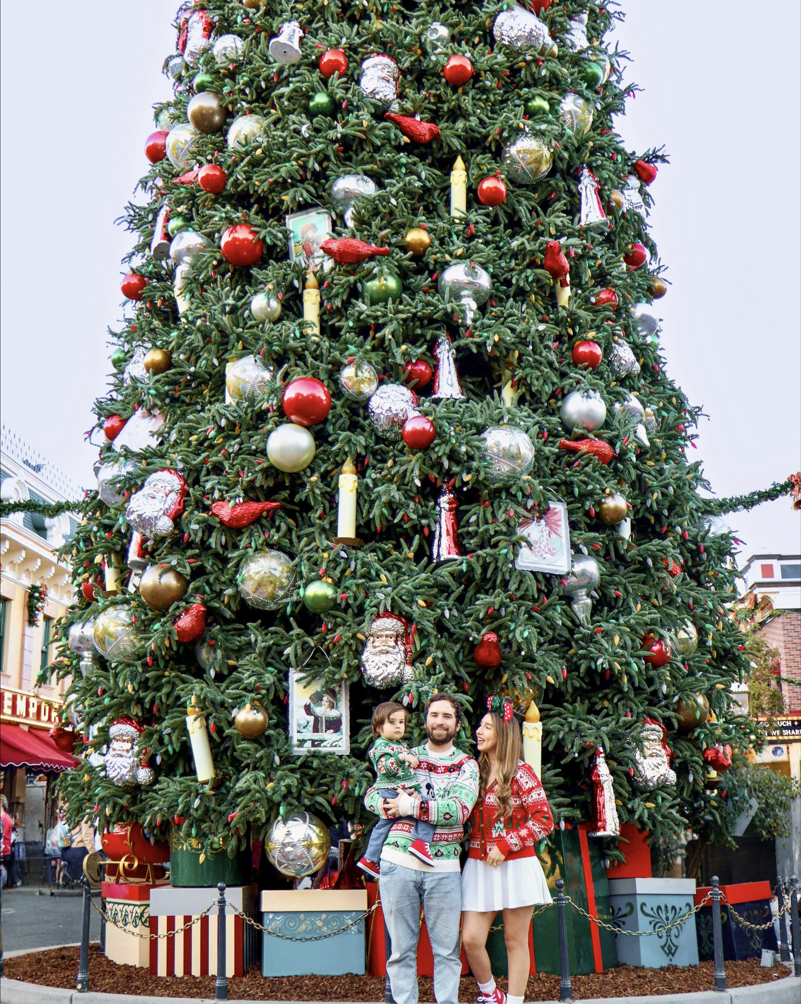 Family christmas outfits for Disney 🎄💫

#LTKgrwm #LTKFindsUnder100 #LTKHoliday