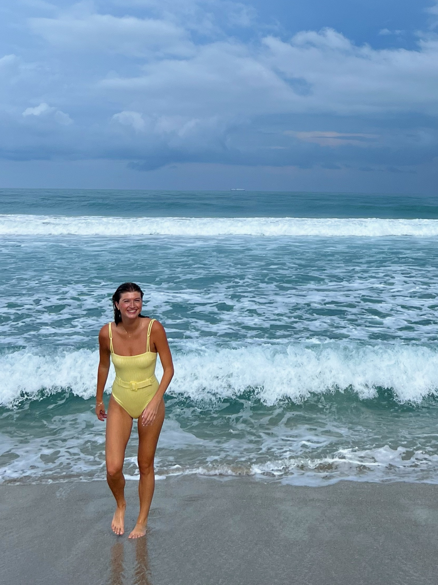 beach vacay !!!!! ☀️🌴
#florida #onepieceswim #swim #yellow #swimsuits #beachday #beachvacation

#LTKswim