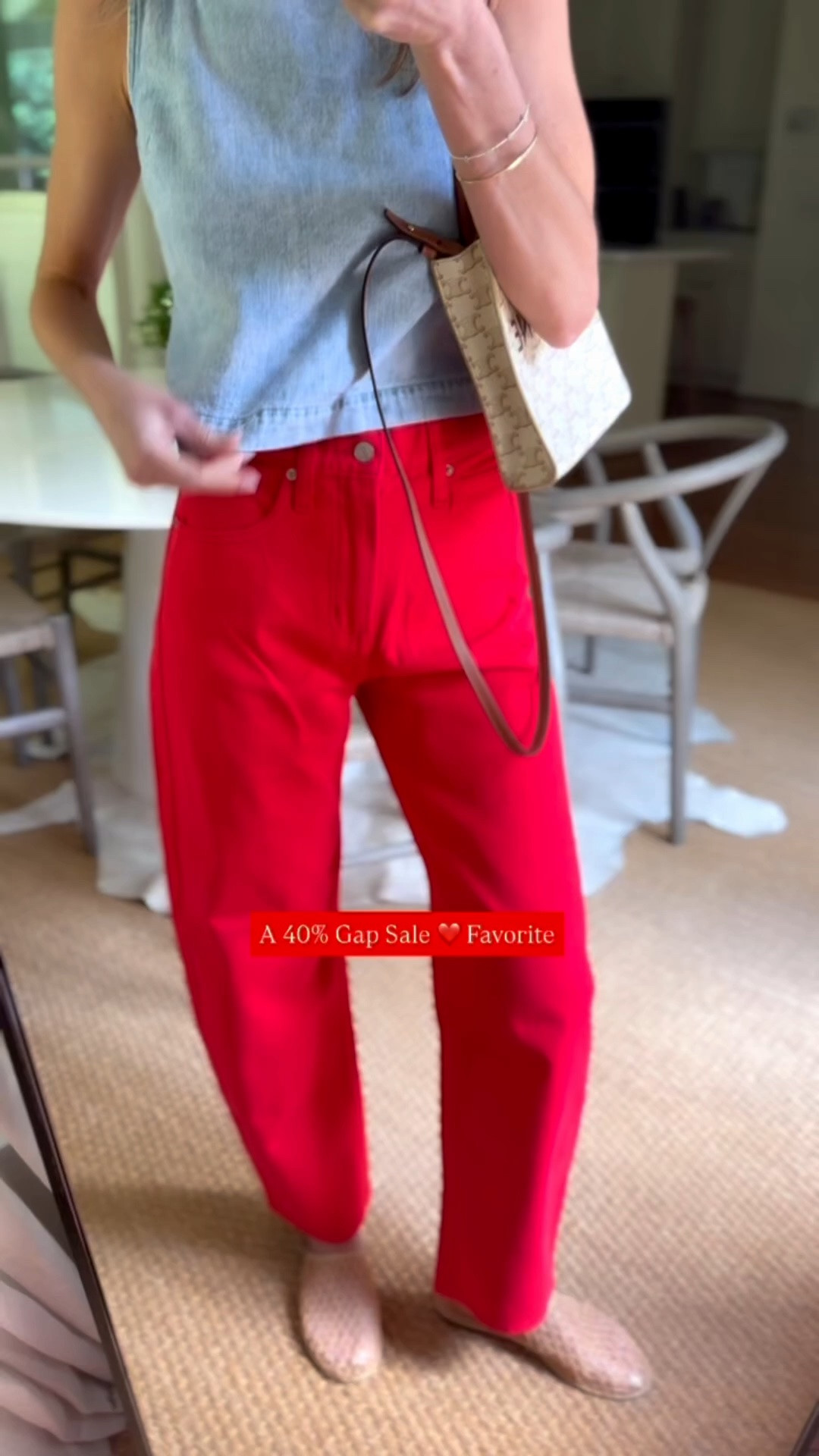GAP 40% friends and family sale plus extra 20% with code ADDON…. See this look here! 

@gap #gappartner #howyouweargap